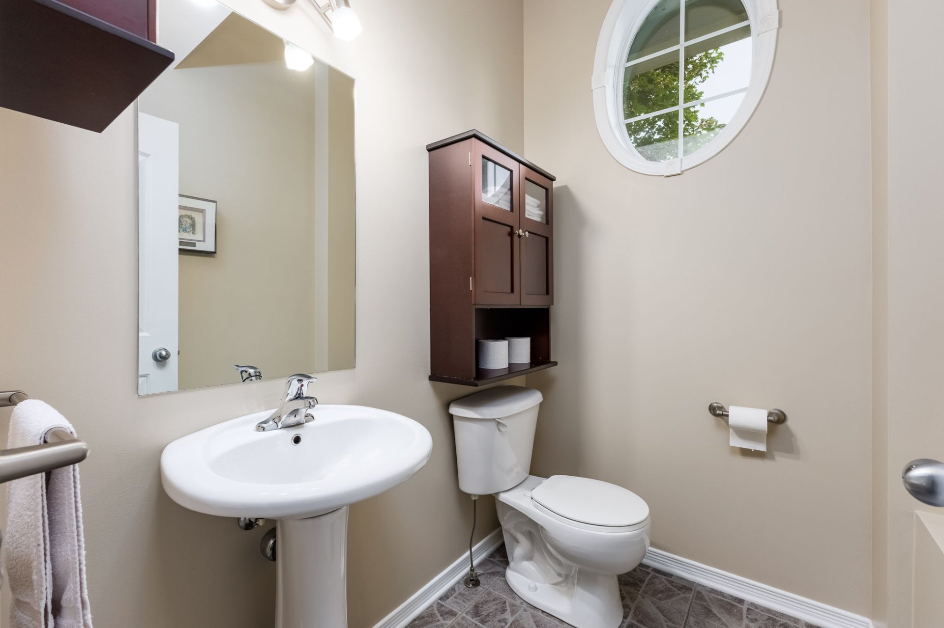 Powder room