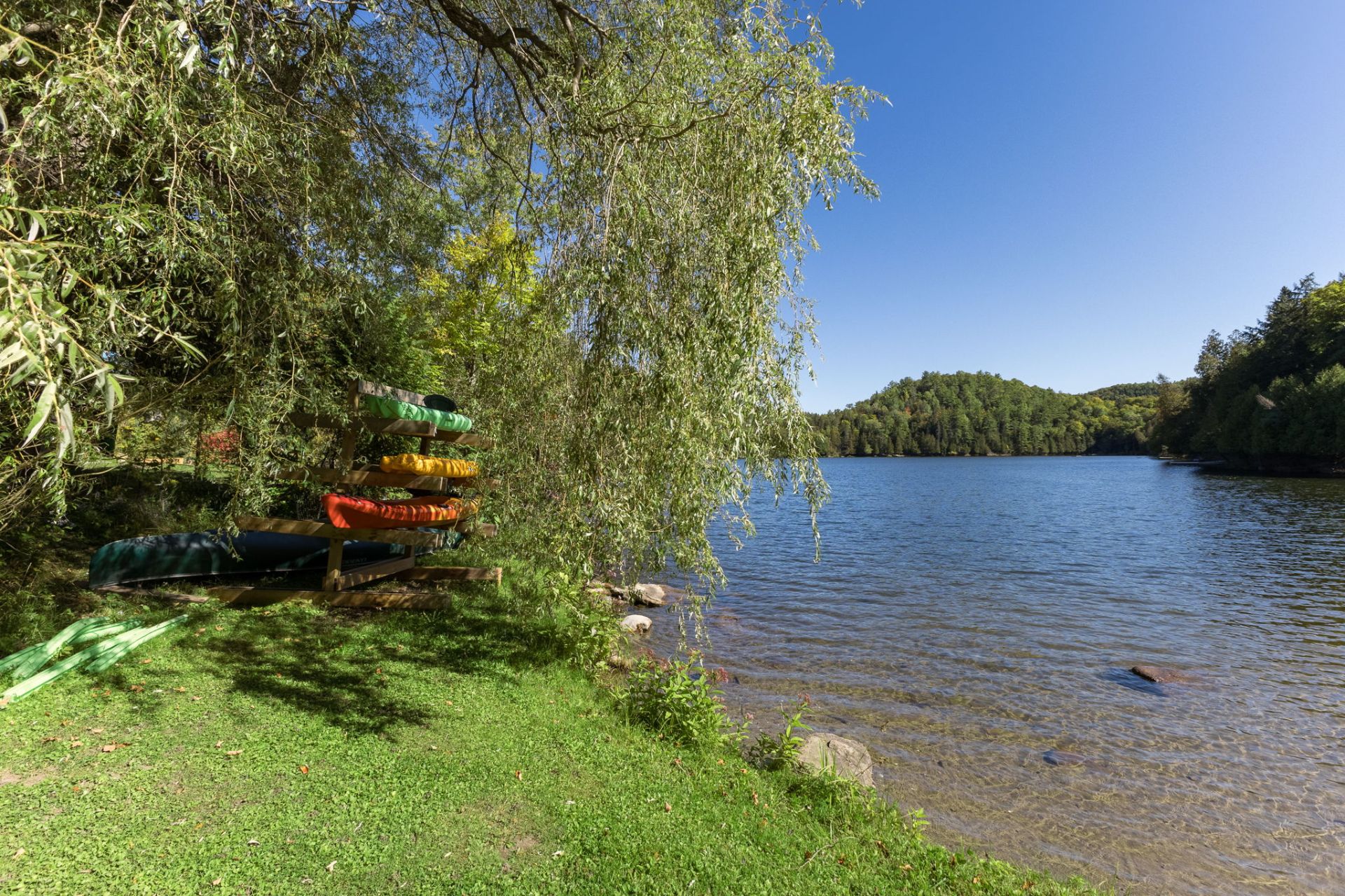 Accès au plan d'eau