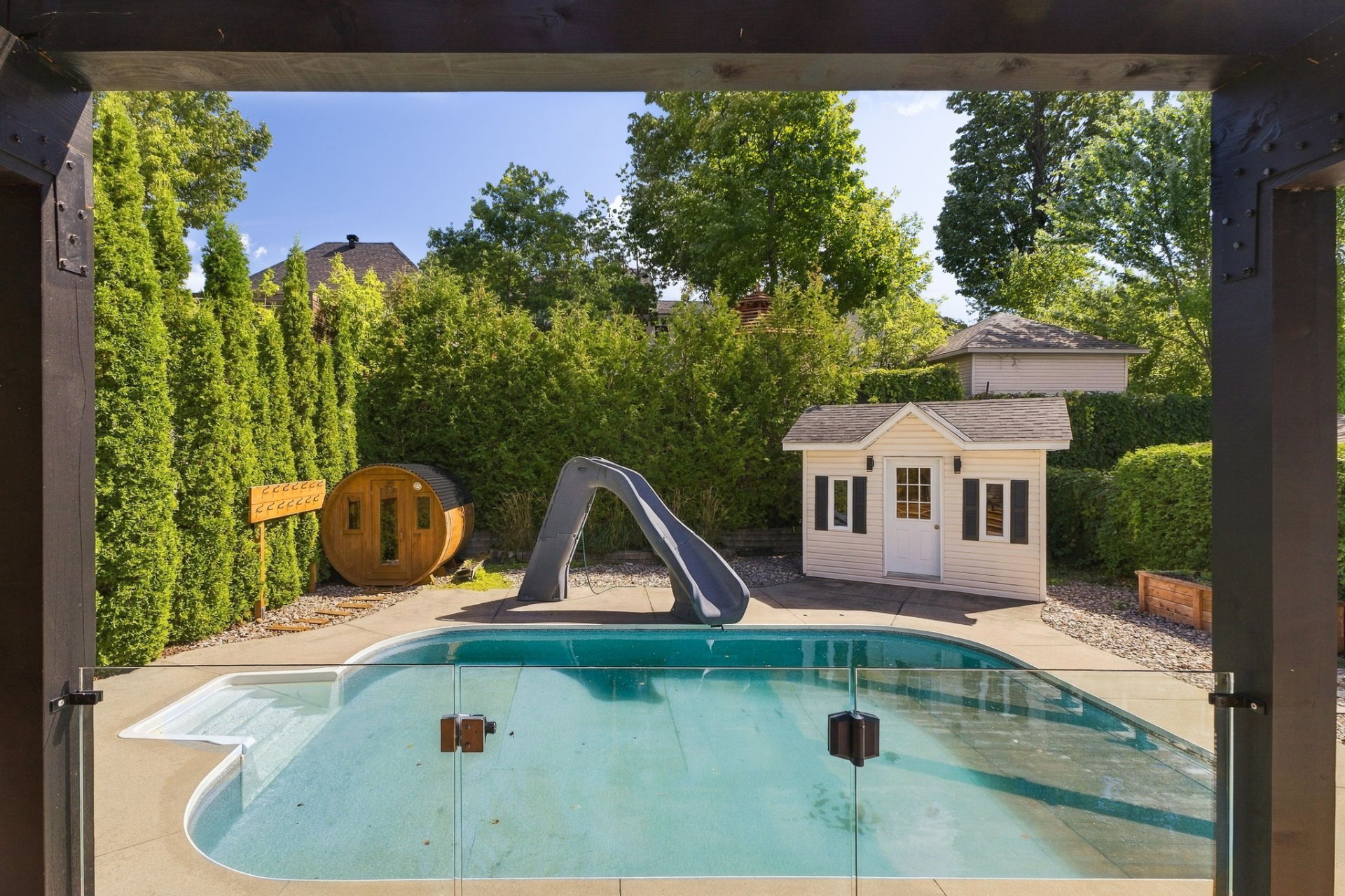 Pool