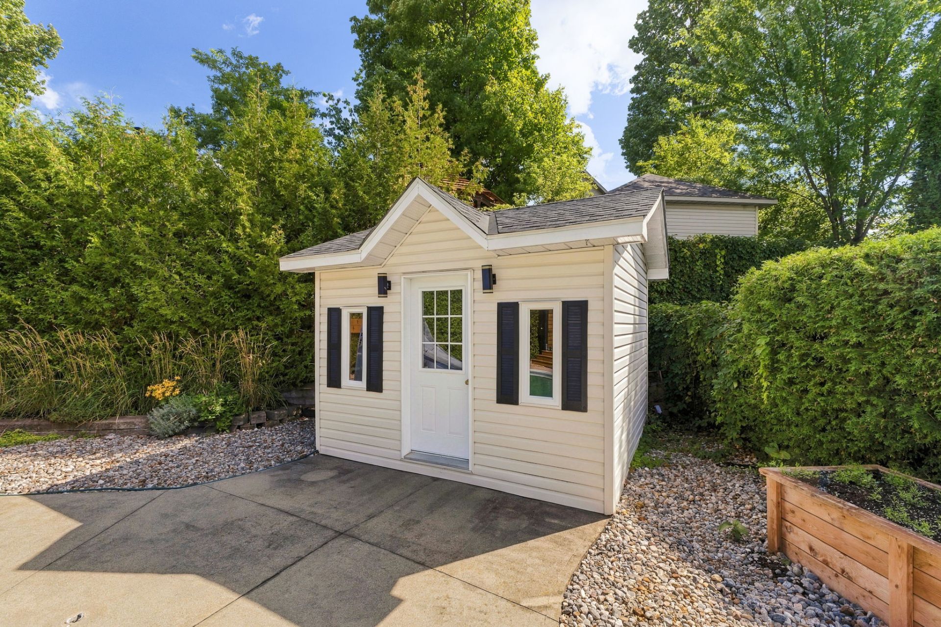 Shed