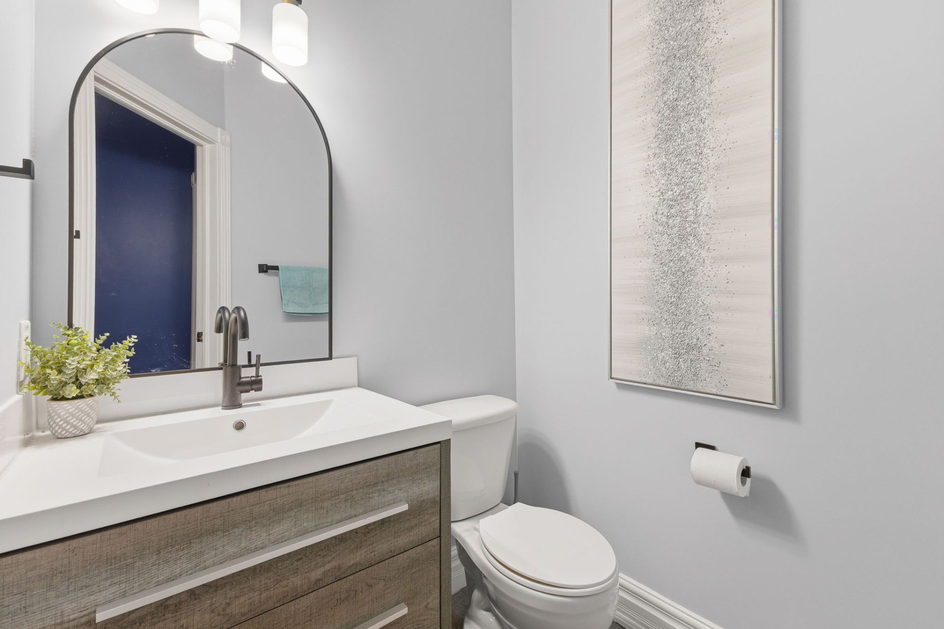 Powder room