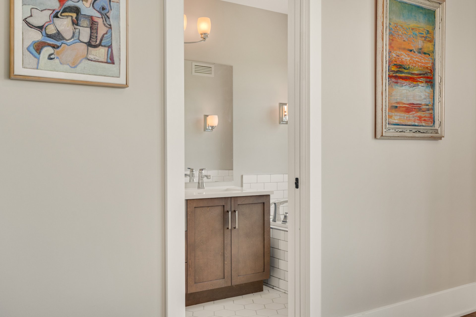 Ensuite bathroom