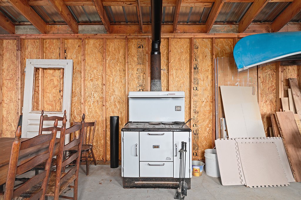 Shed