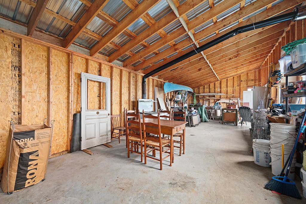 Shed