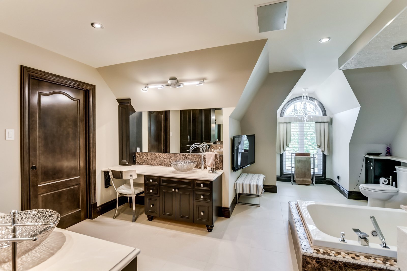 Salle de bains attenante à la CCP