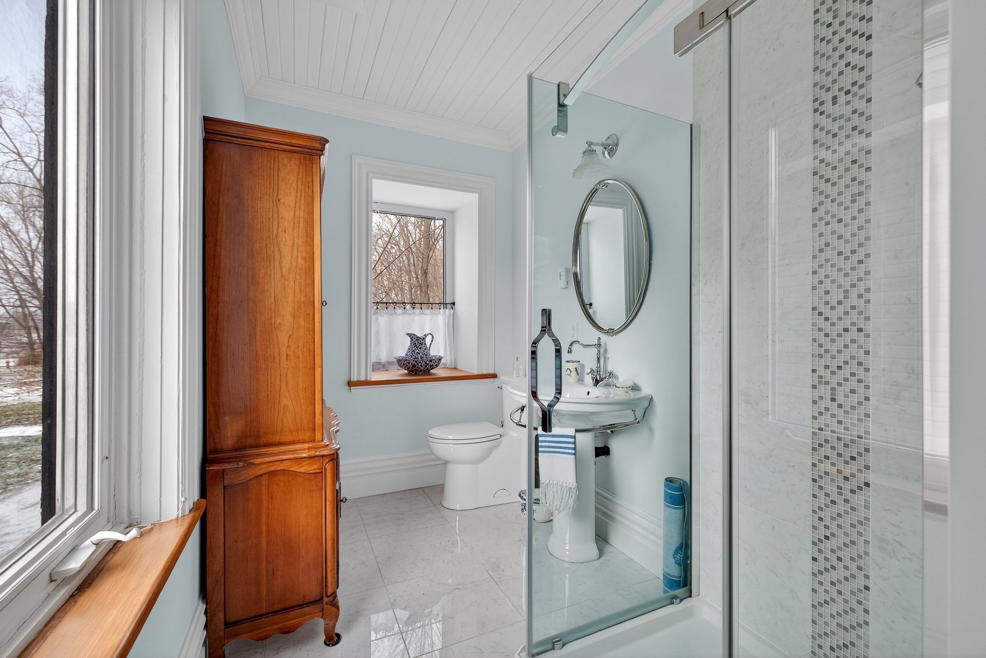 Bathroom - 2nd floor