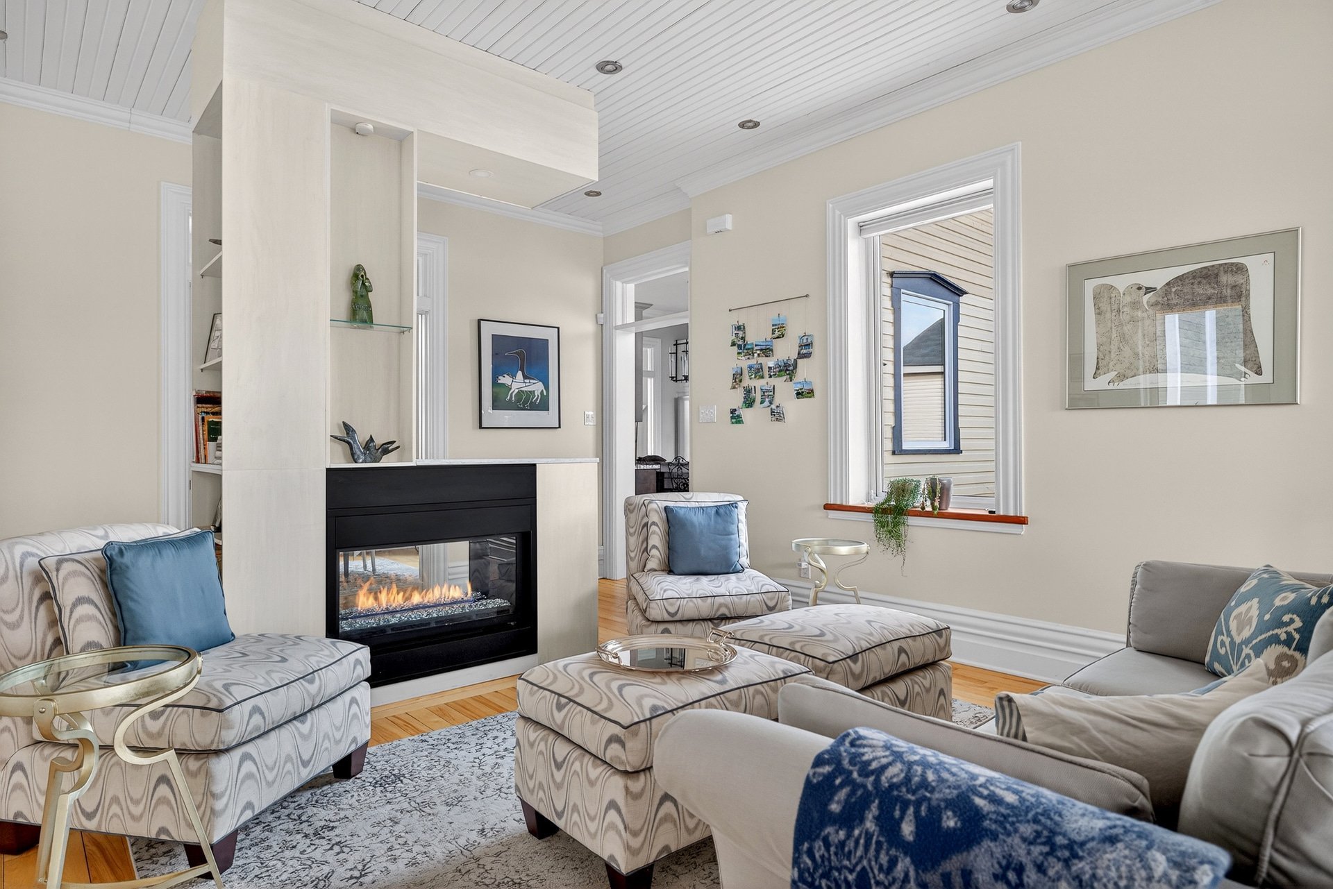 Living room - 1st floor