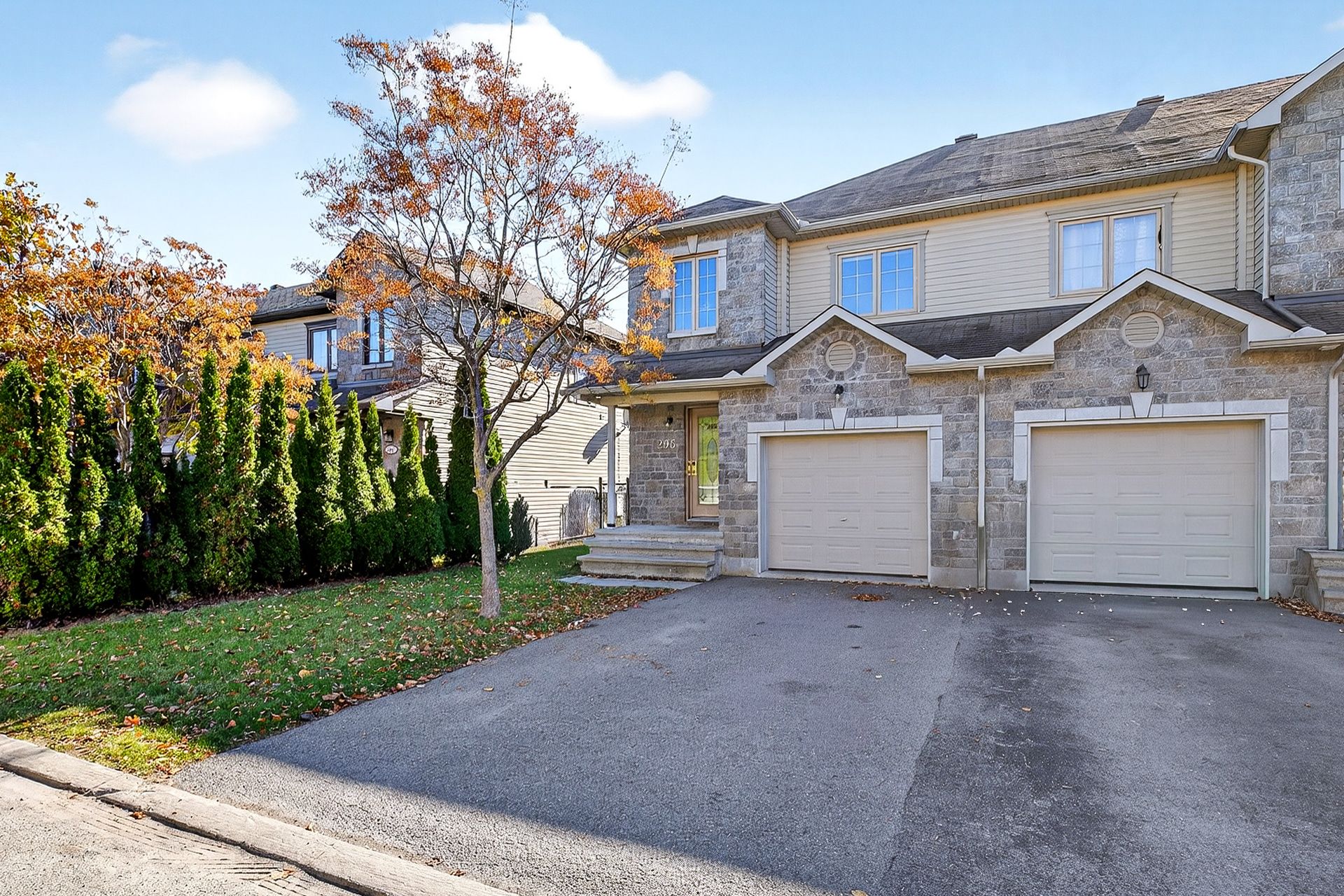 295 Rue des Louveteaux 