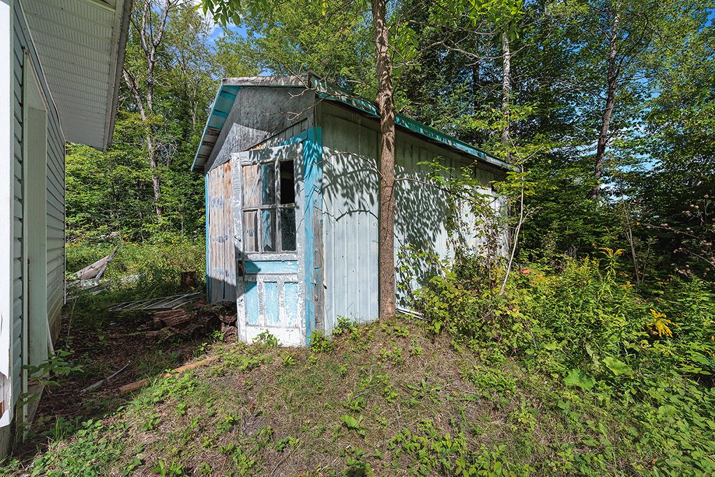 Shed