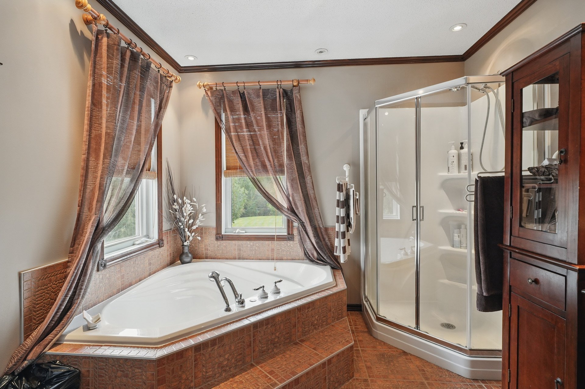 Salle de bains attenante à la CCP