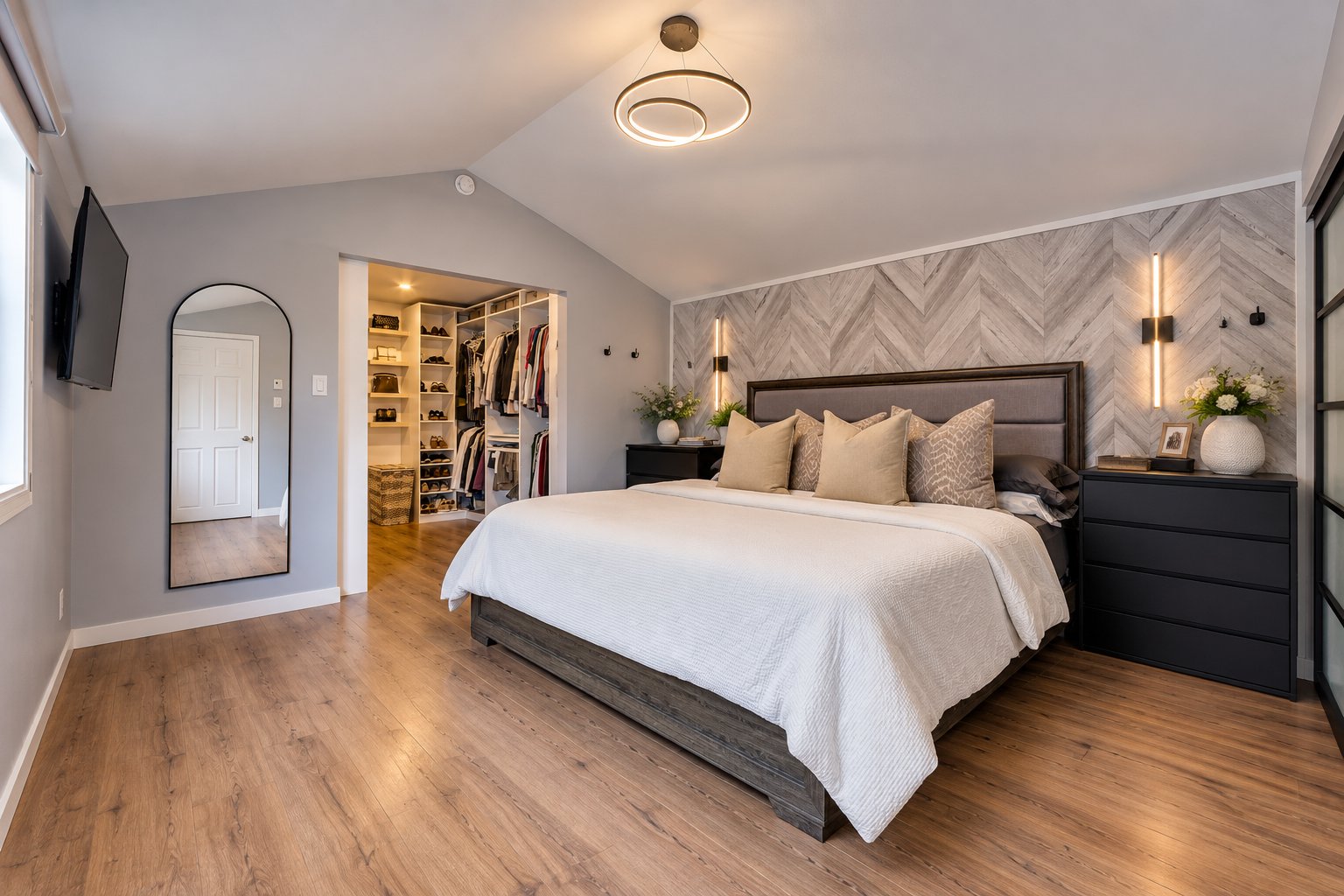 Primary bedroom