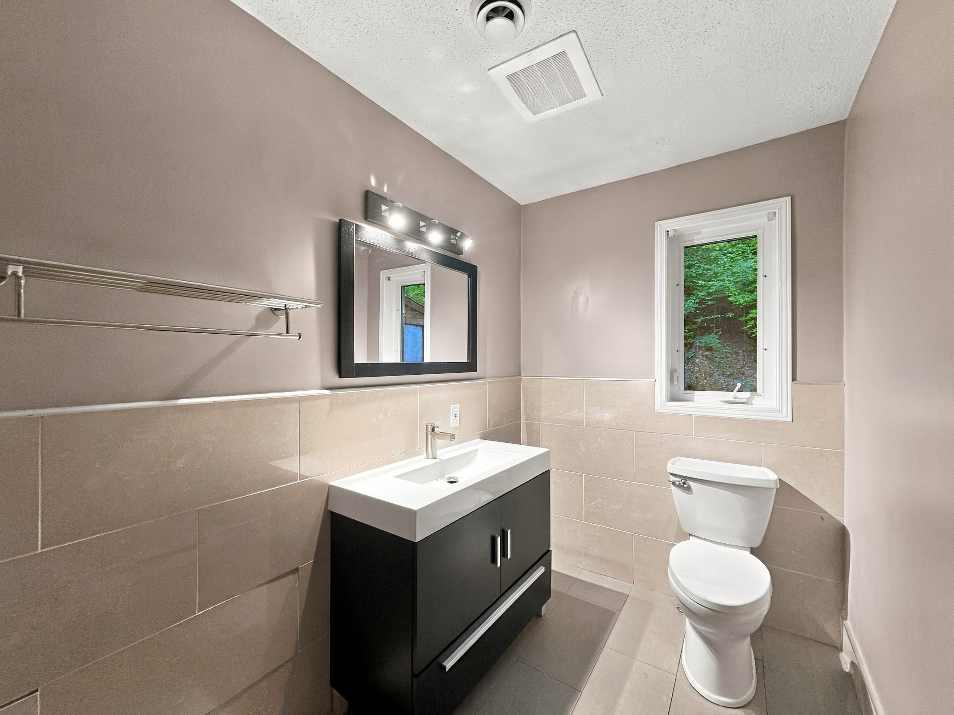 Powder room
