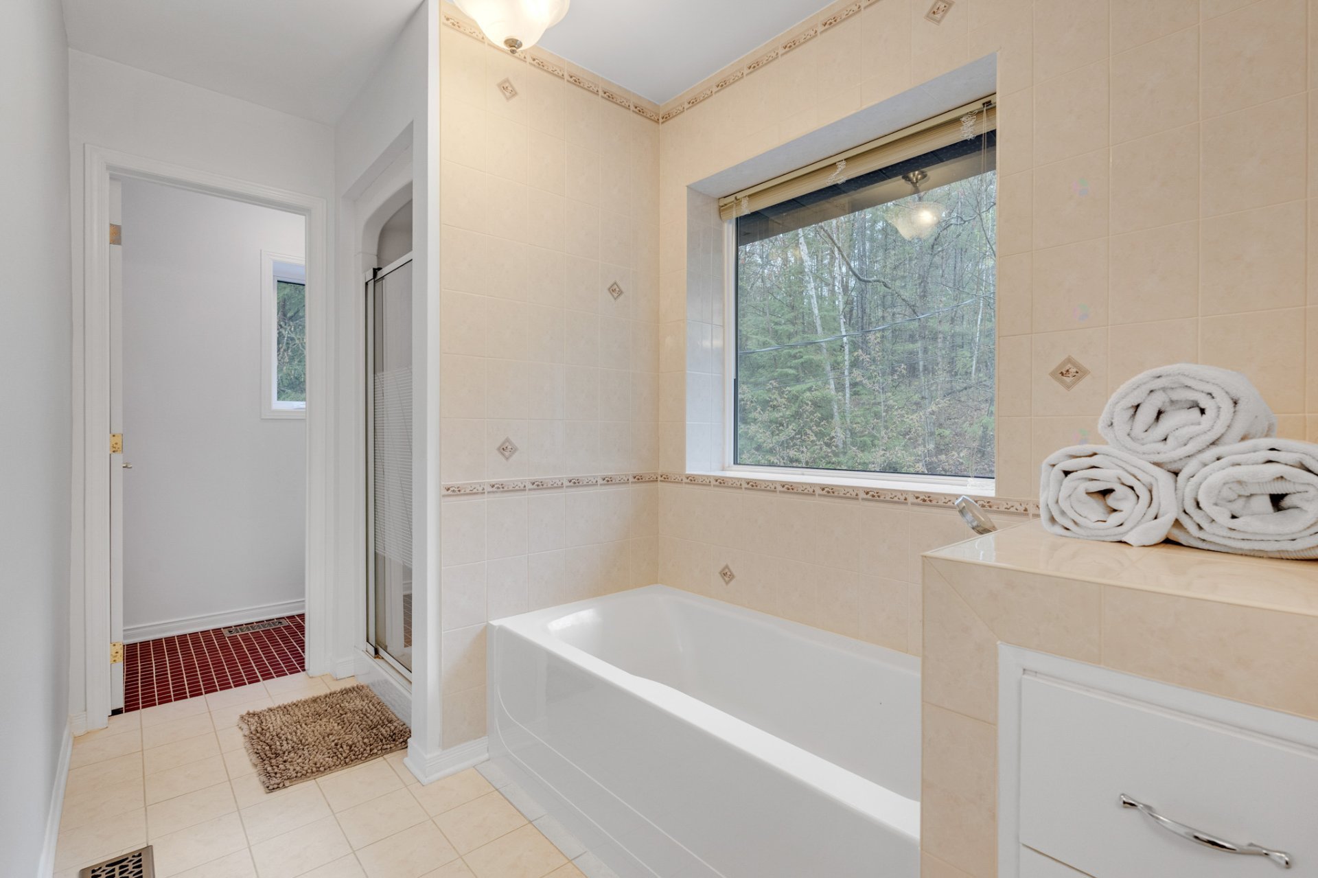 Salle de bains attenante à la CCP