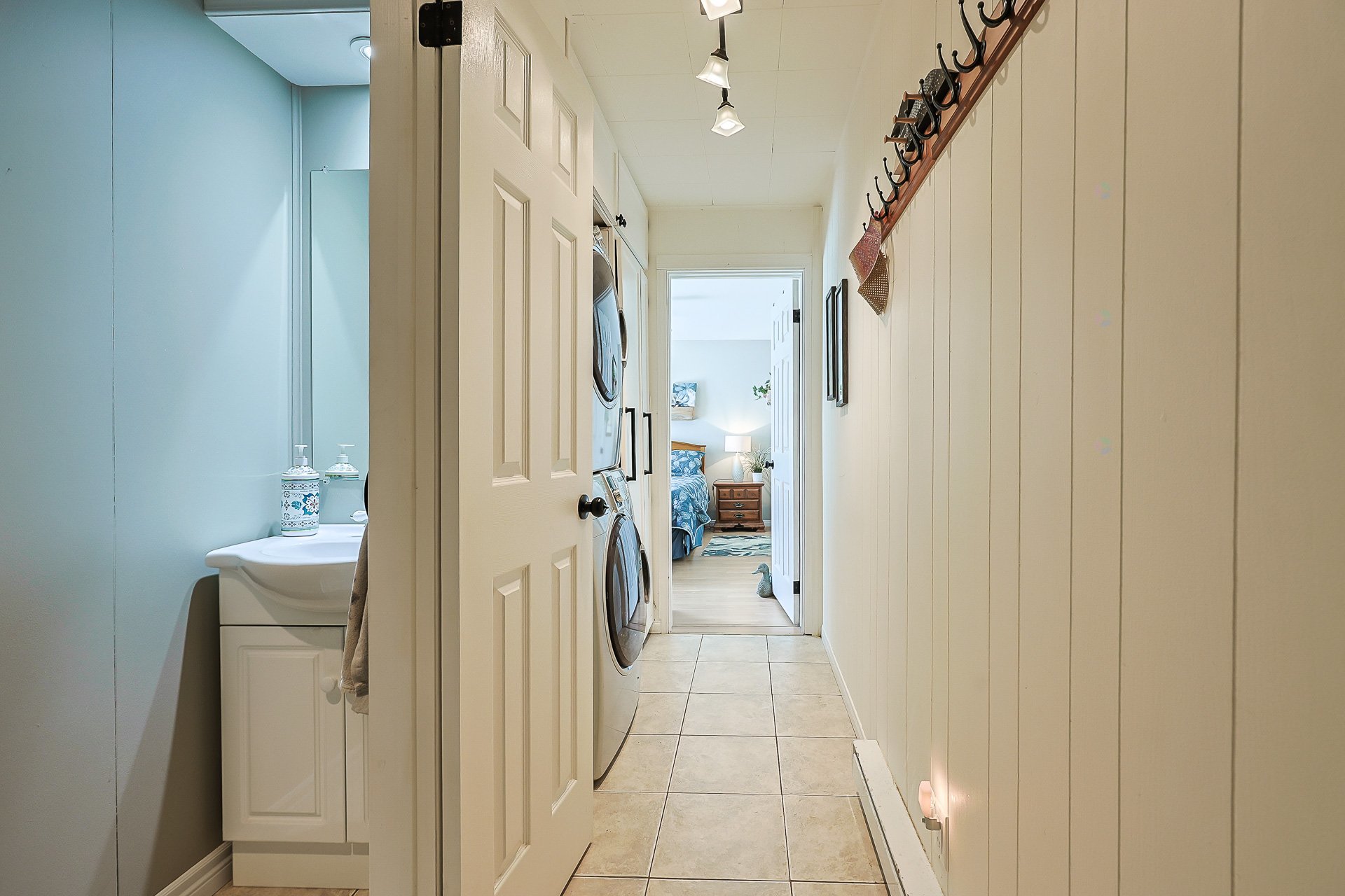 Powder room