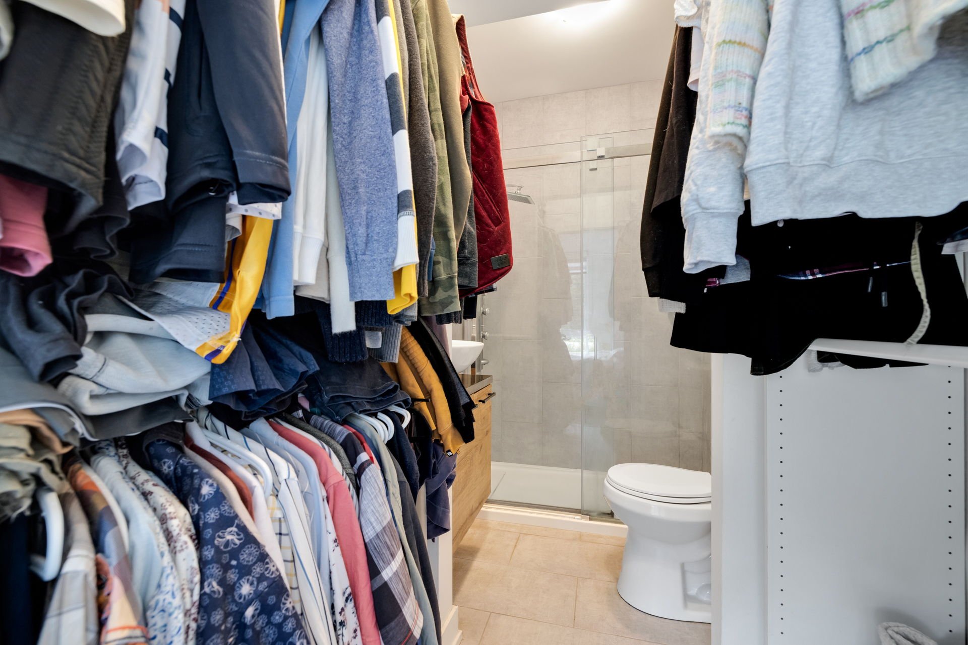 Walk-in closet