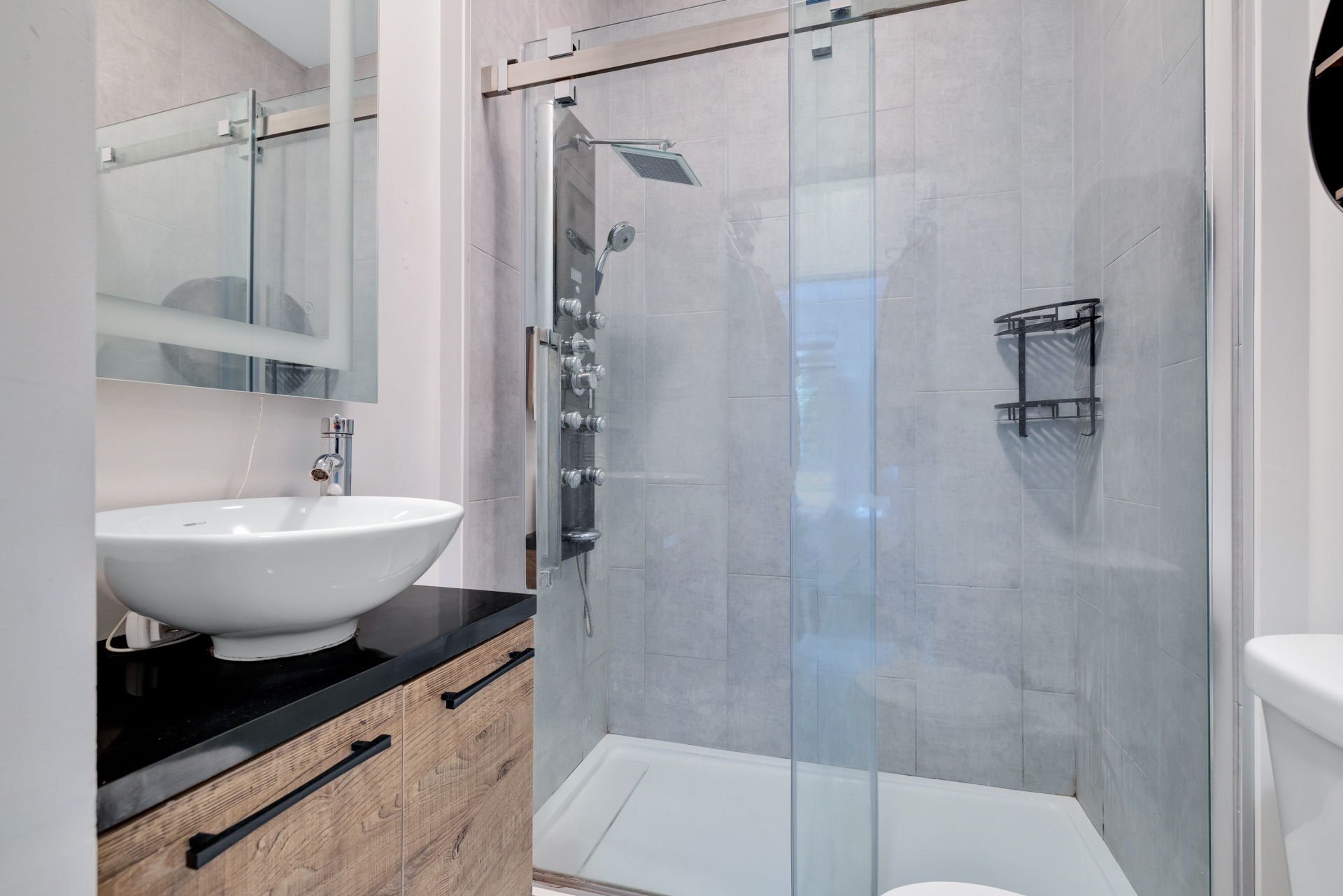 Ensuite bathroom