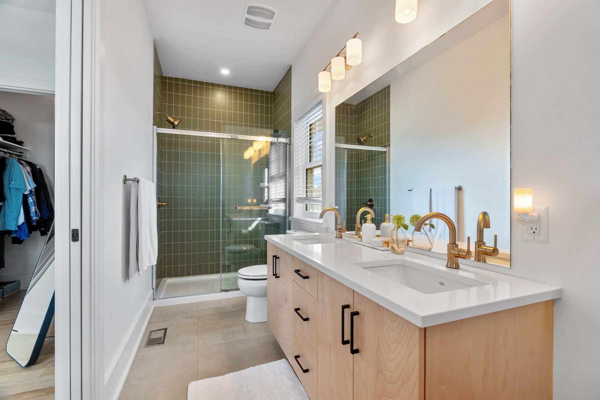 Salle de bains attenante à la CCP