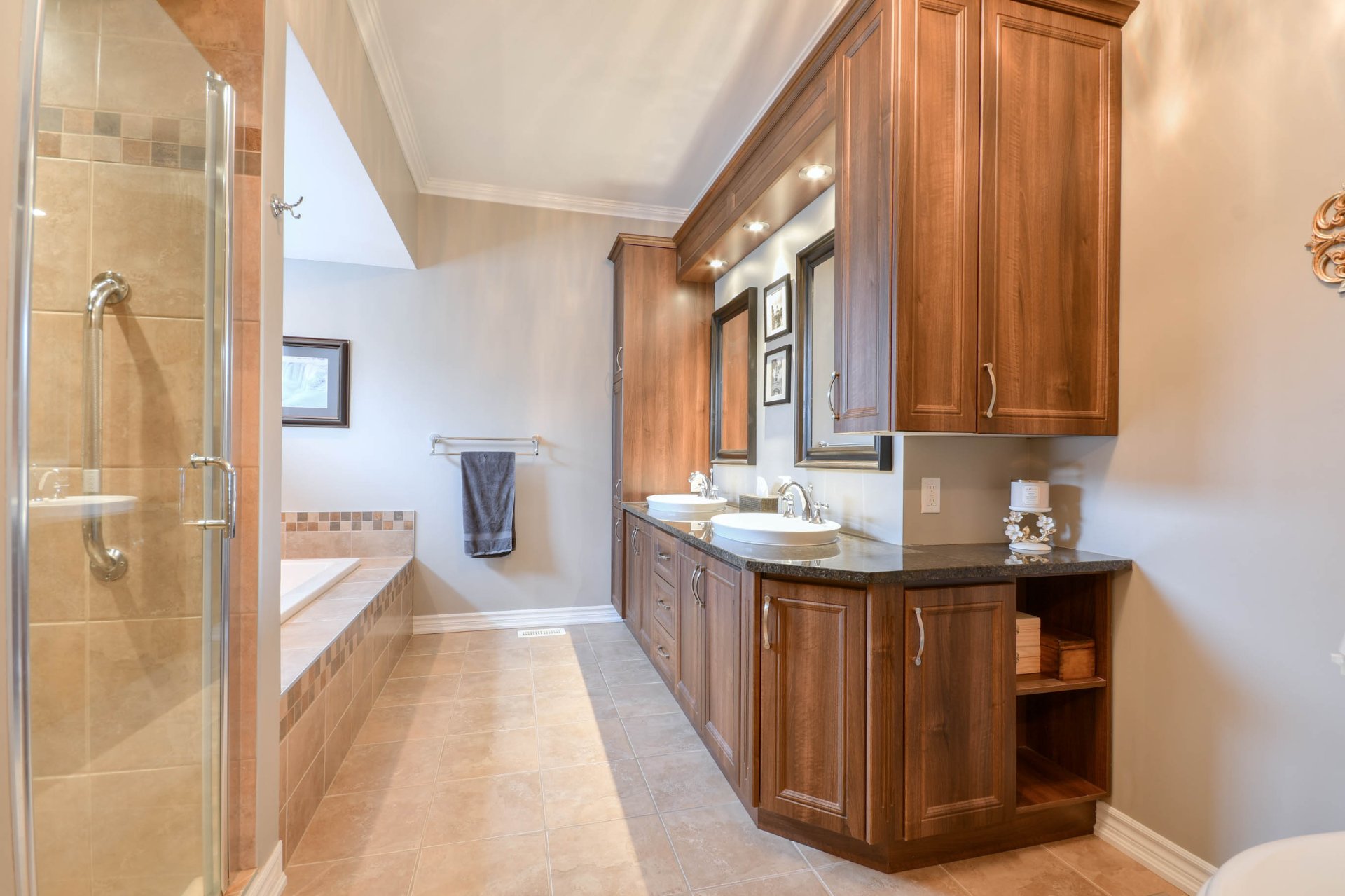 Salle de bains attenante à la CCP