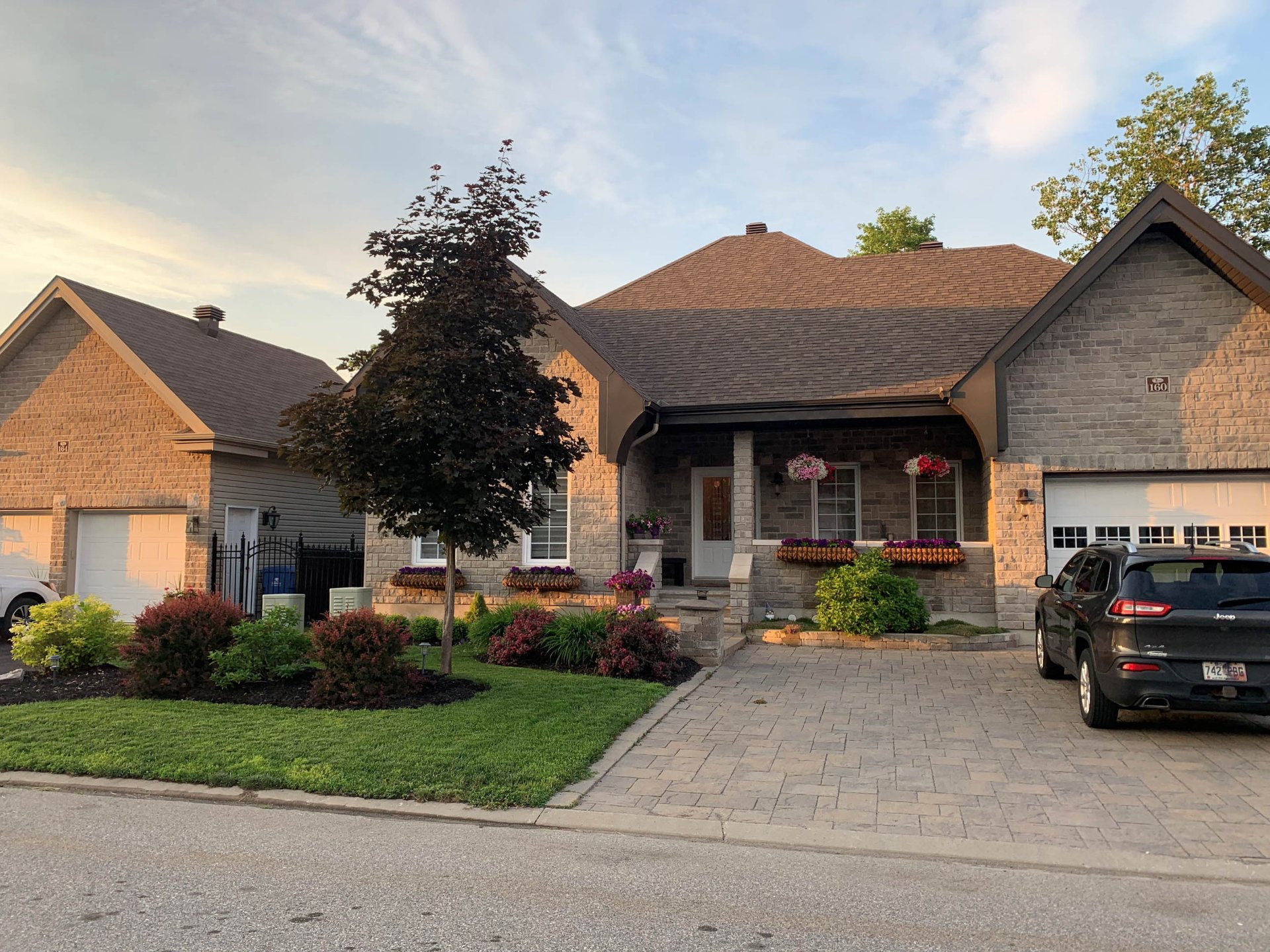 Façade - Photo d'Été.