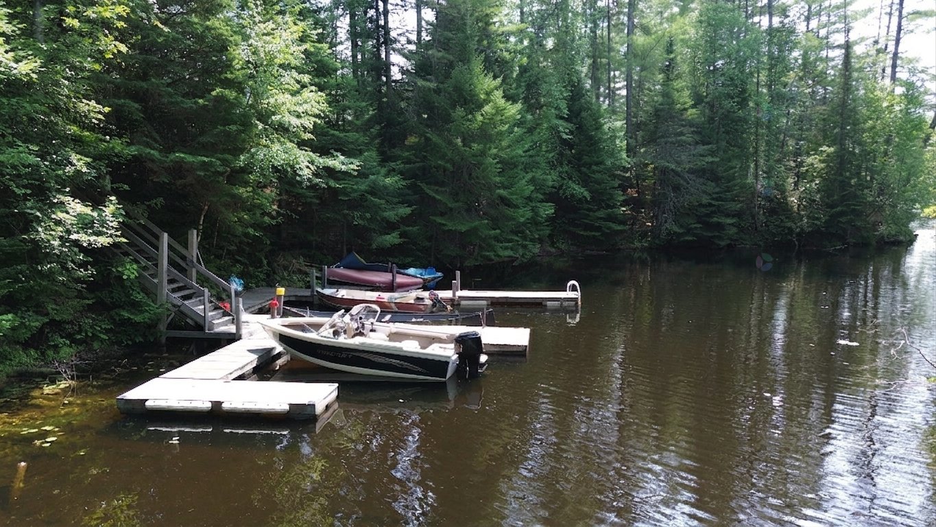 Accès au plan d'eau