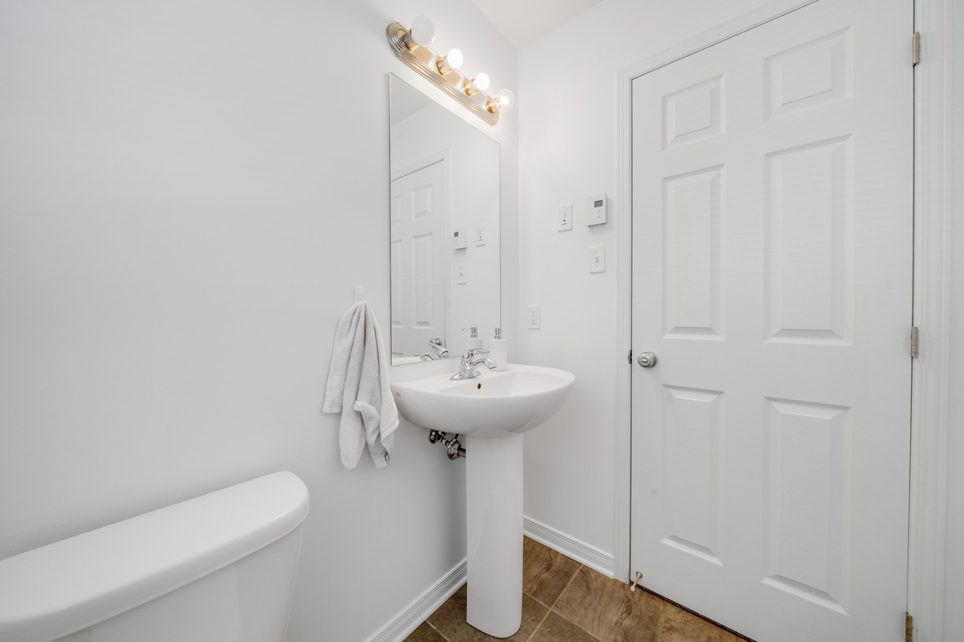 Powder room
