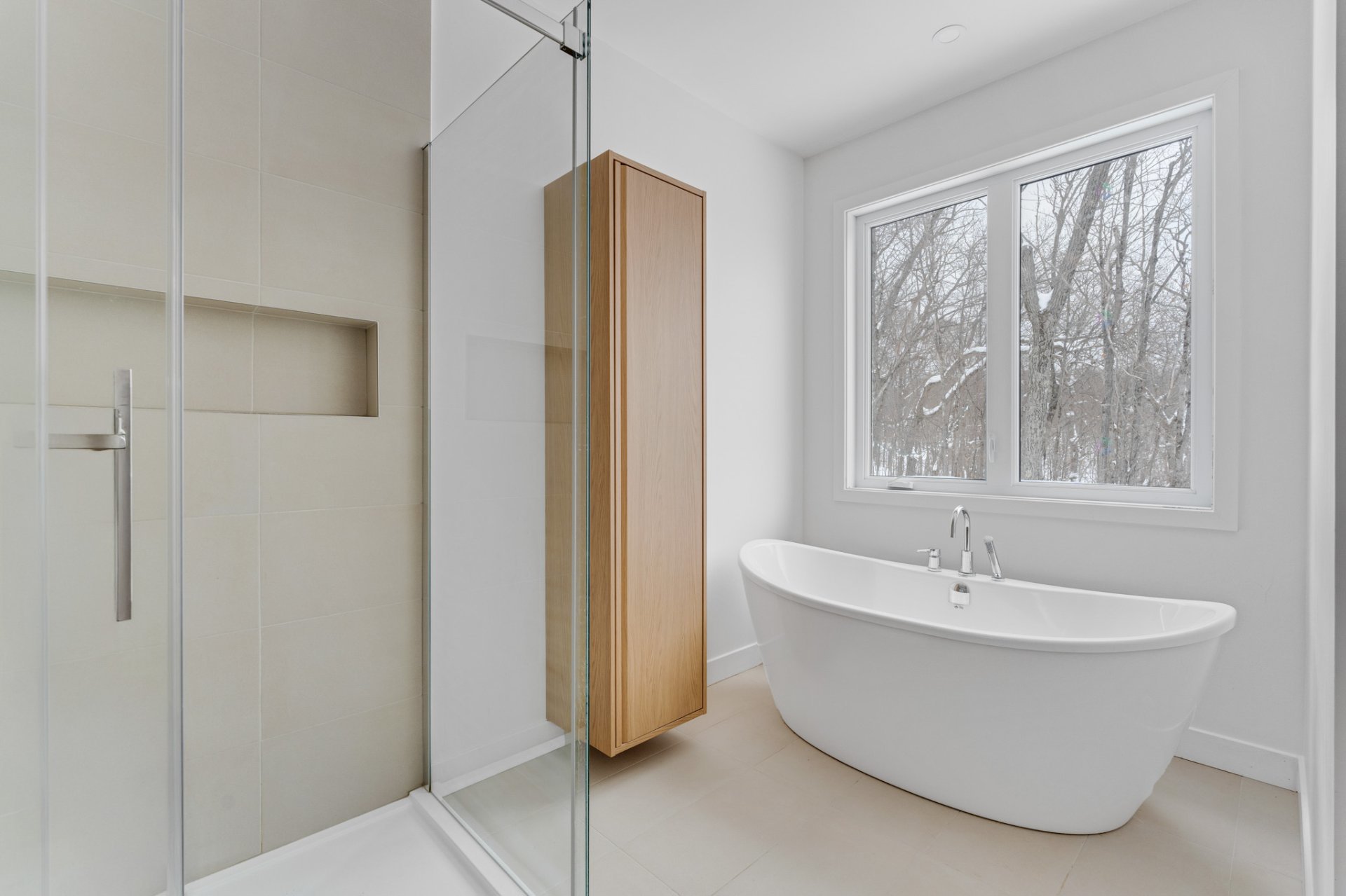 Ensuite bathroom