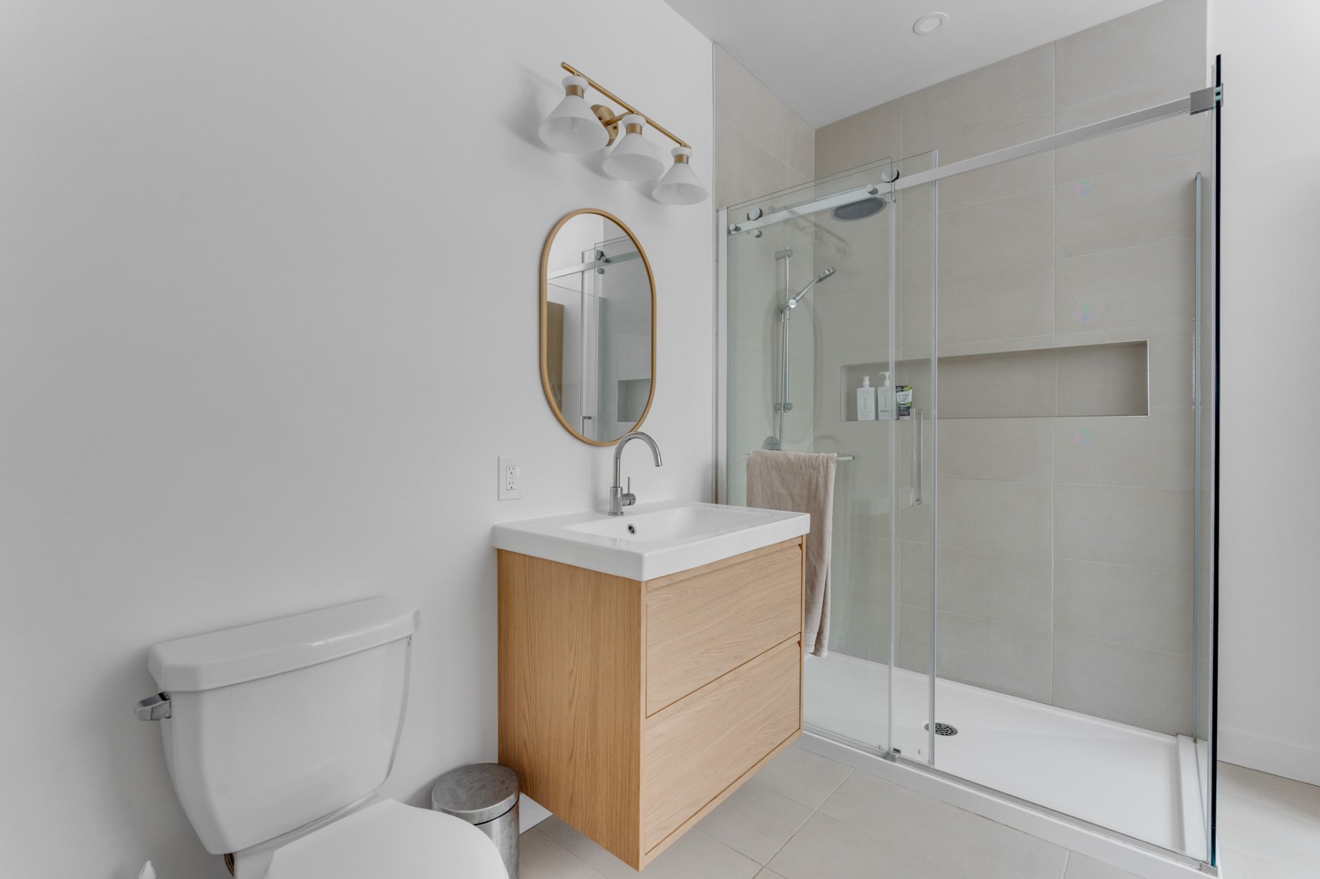 Ensuite bathroom