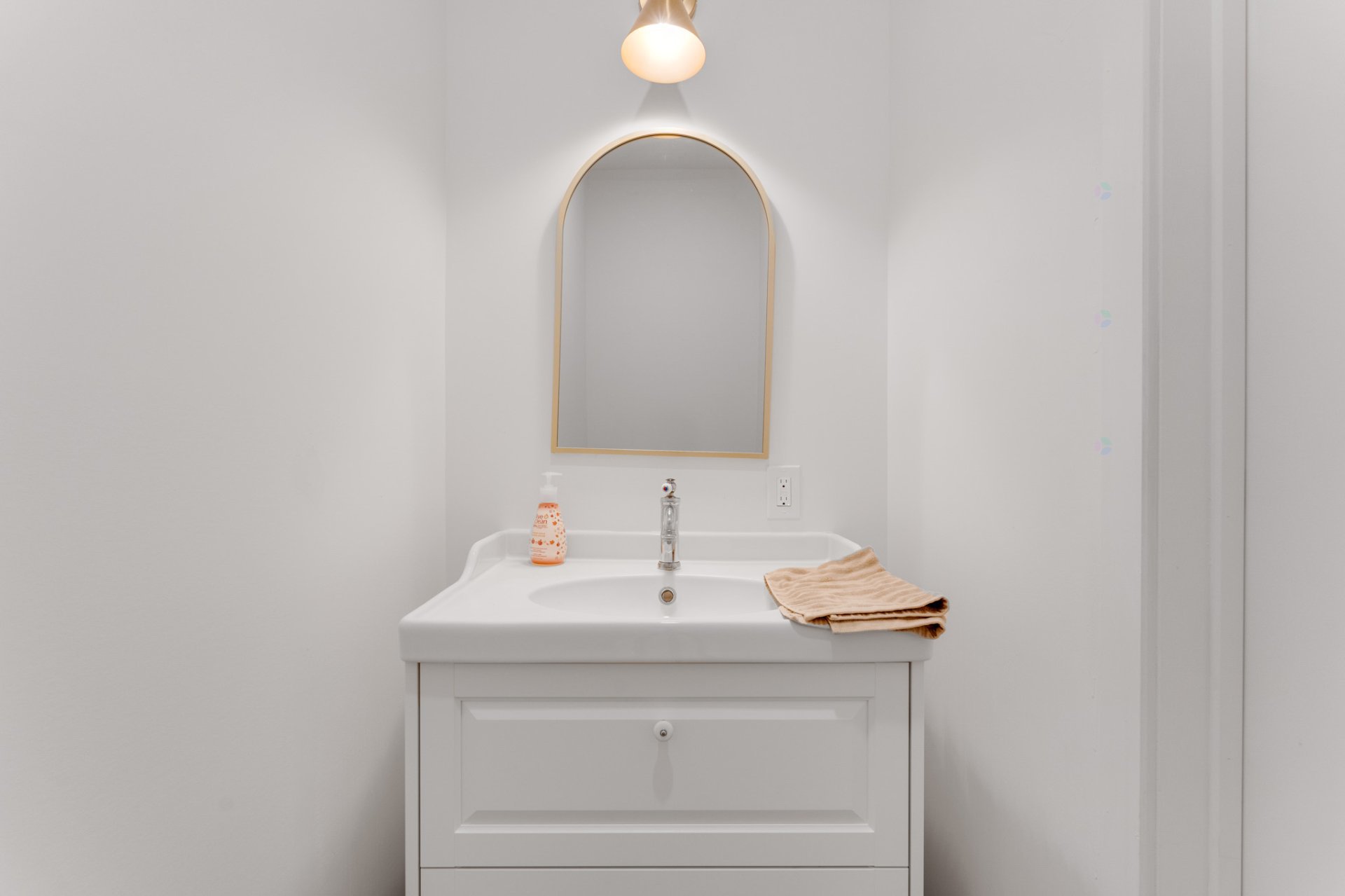 Powder room