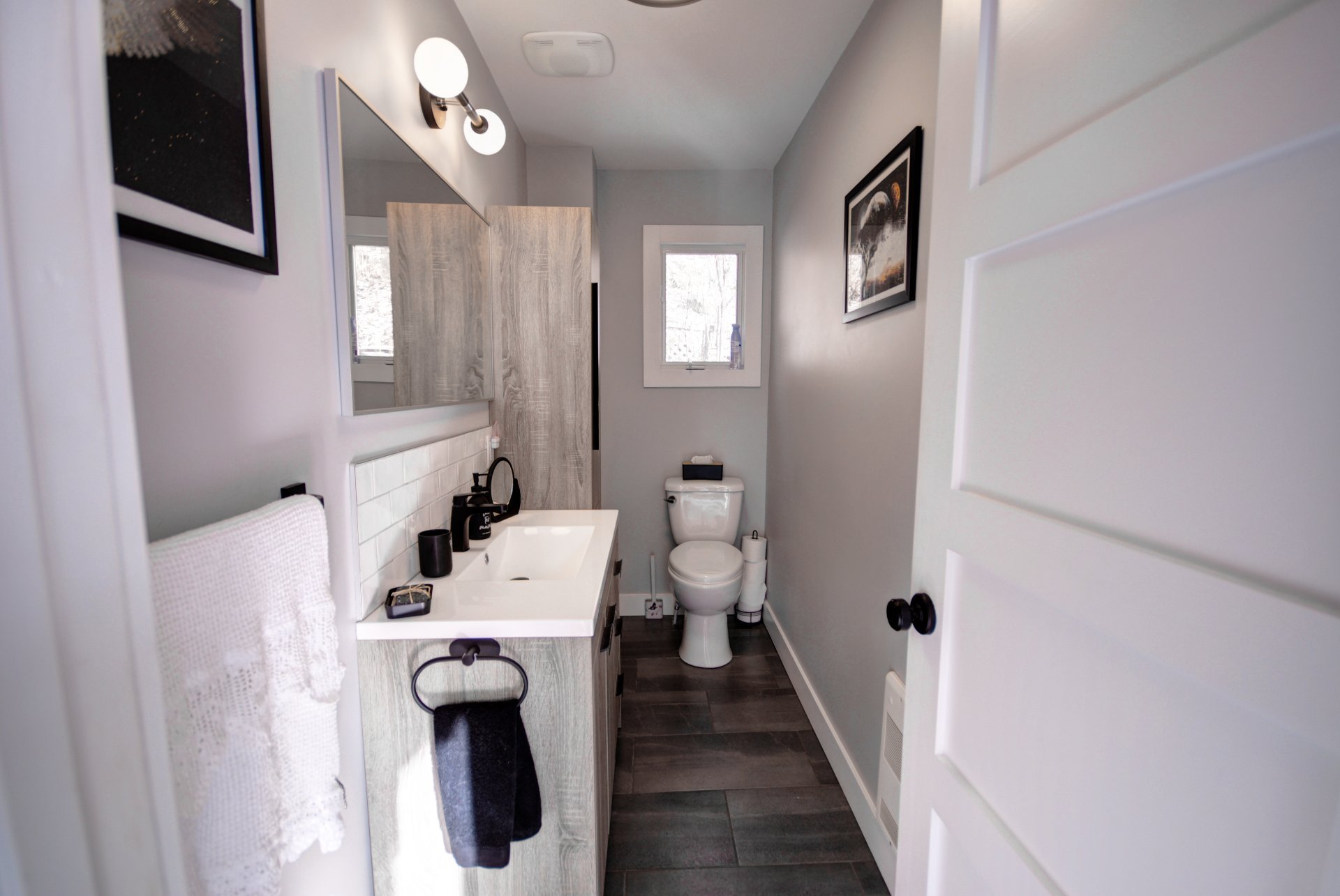 Powder room