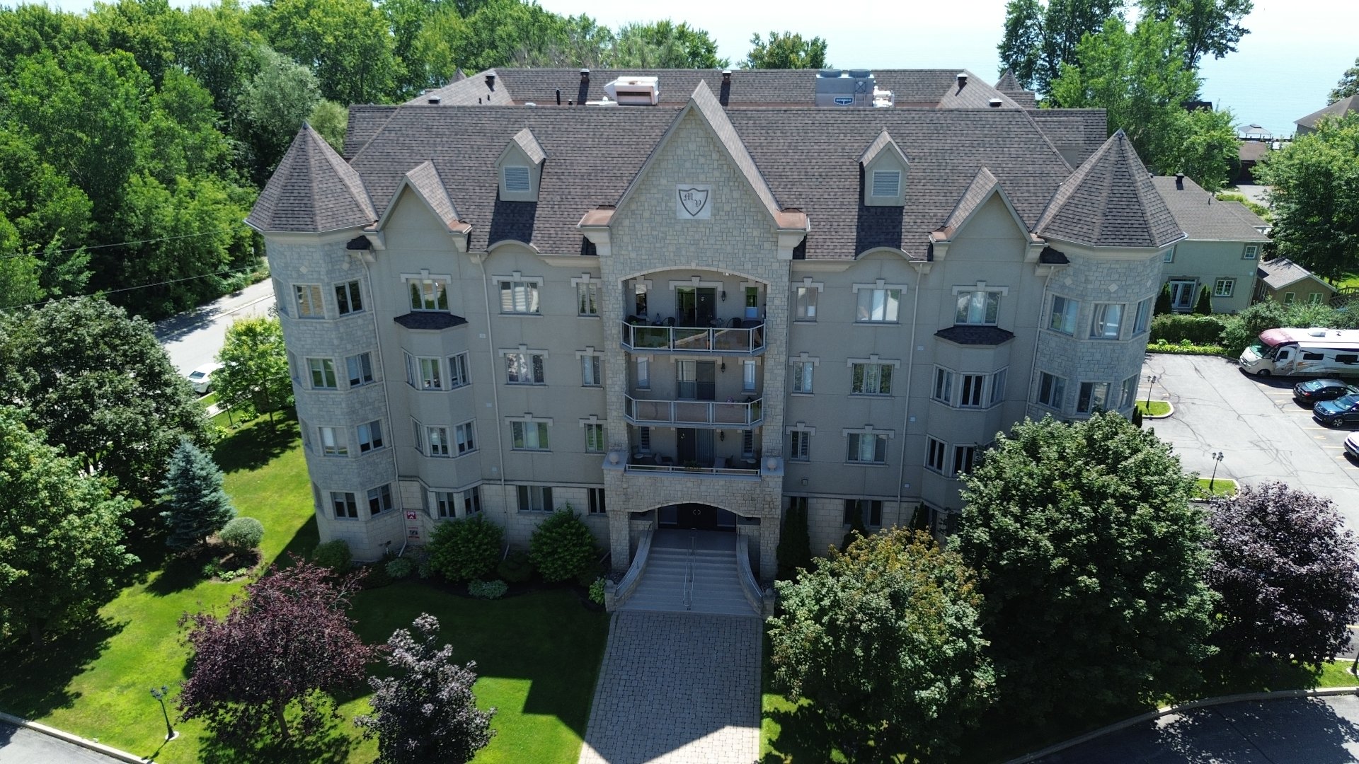 100 Ch. Fraser 304 — photo 2
