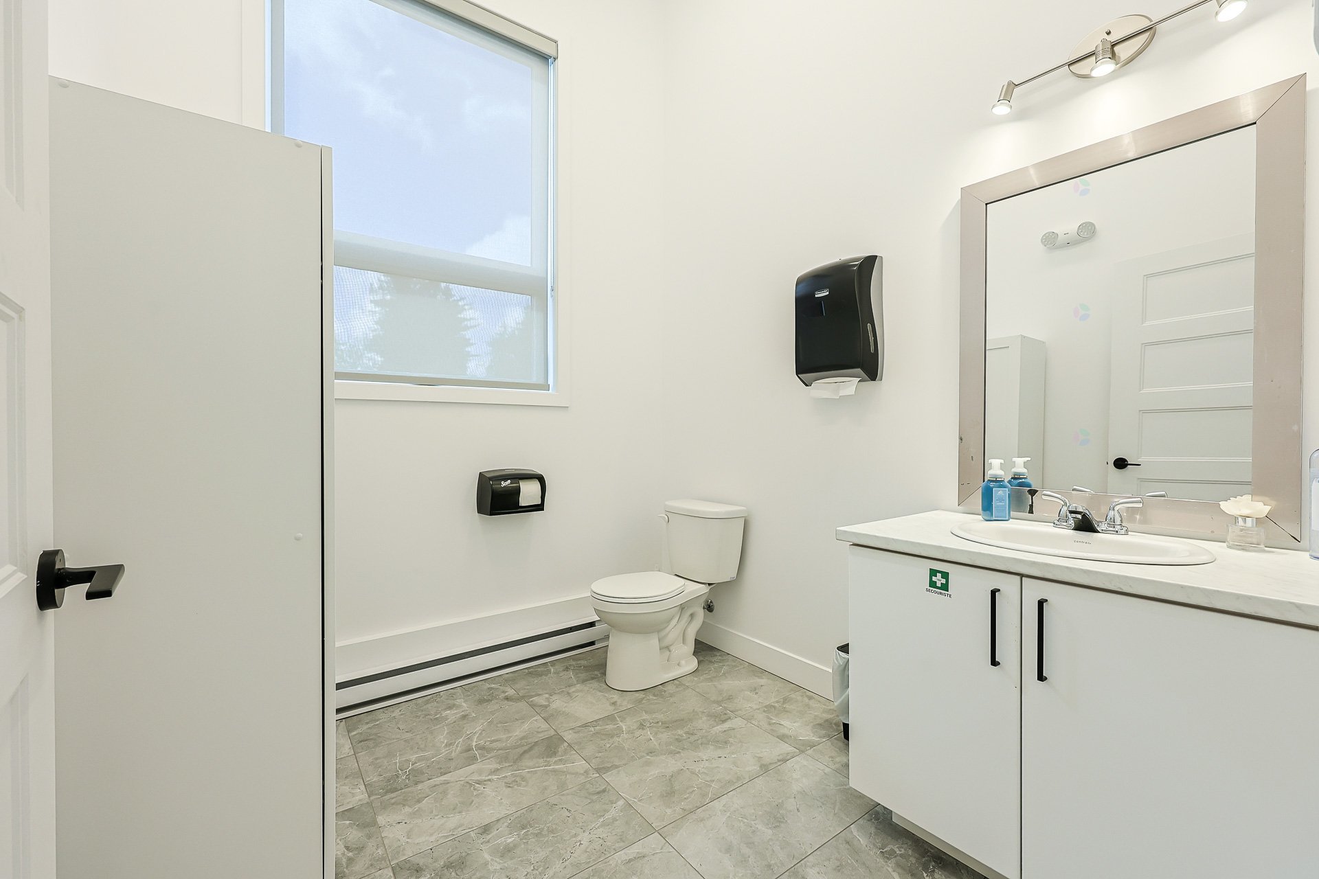 Powder room