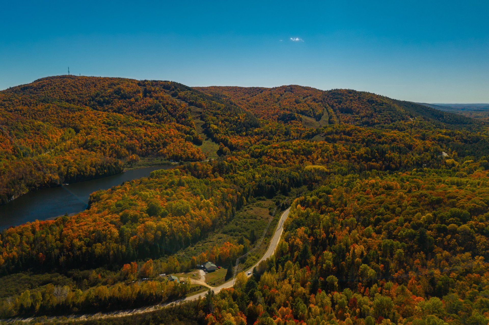 Vue du Mont-Sainte-Marie.