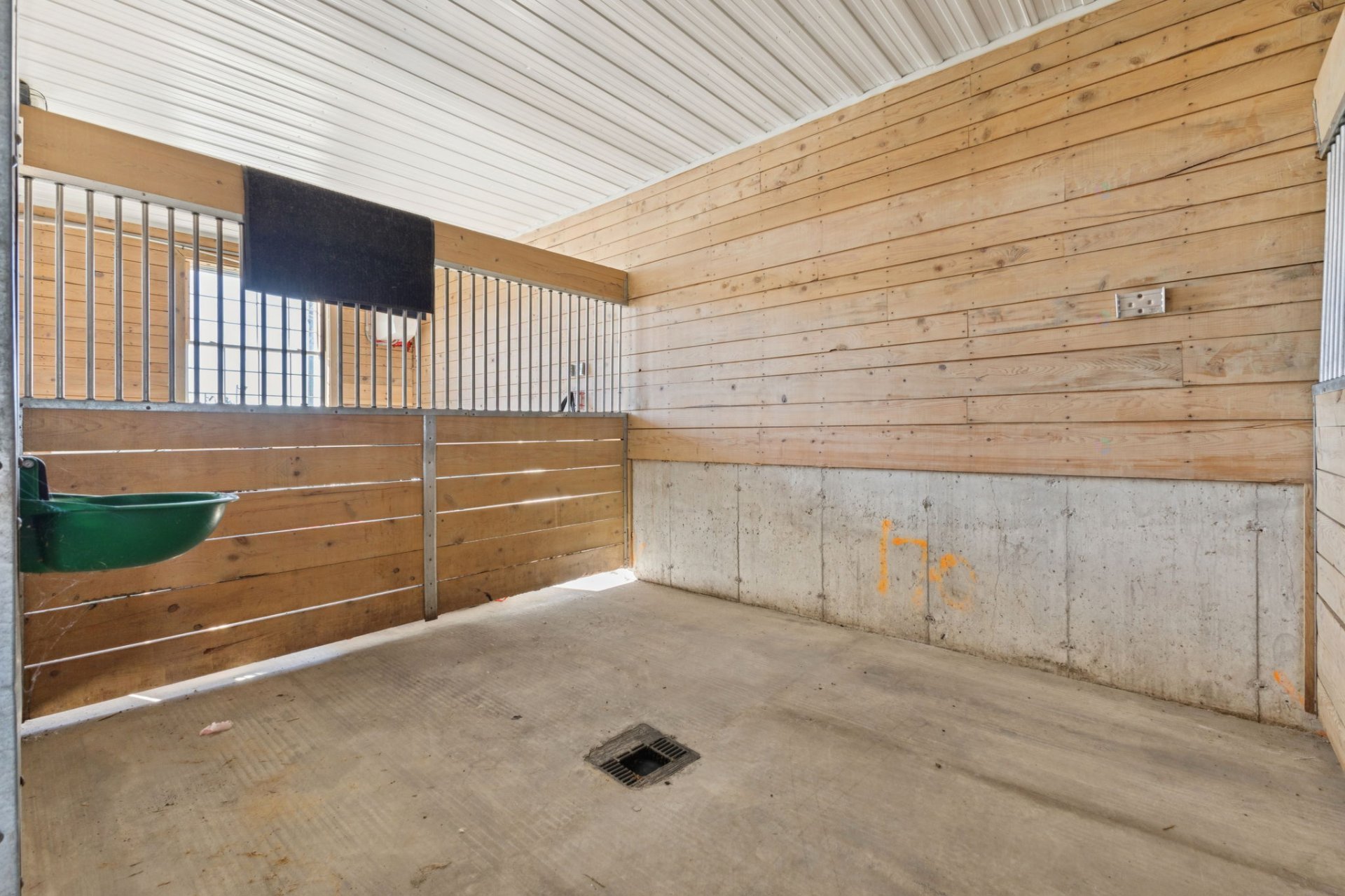 Stable