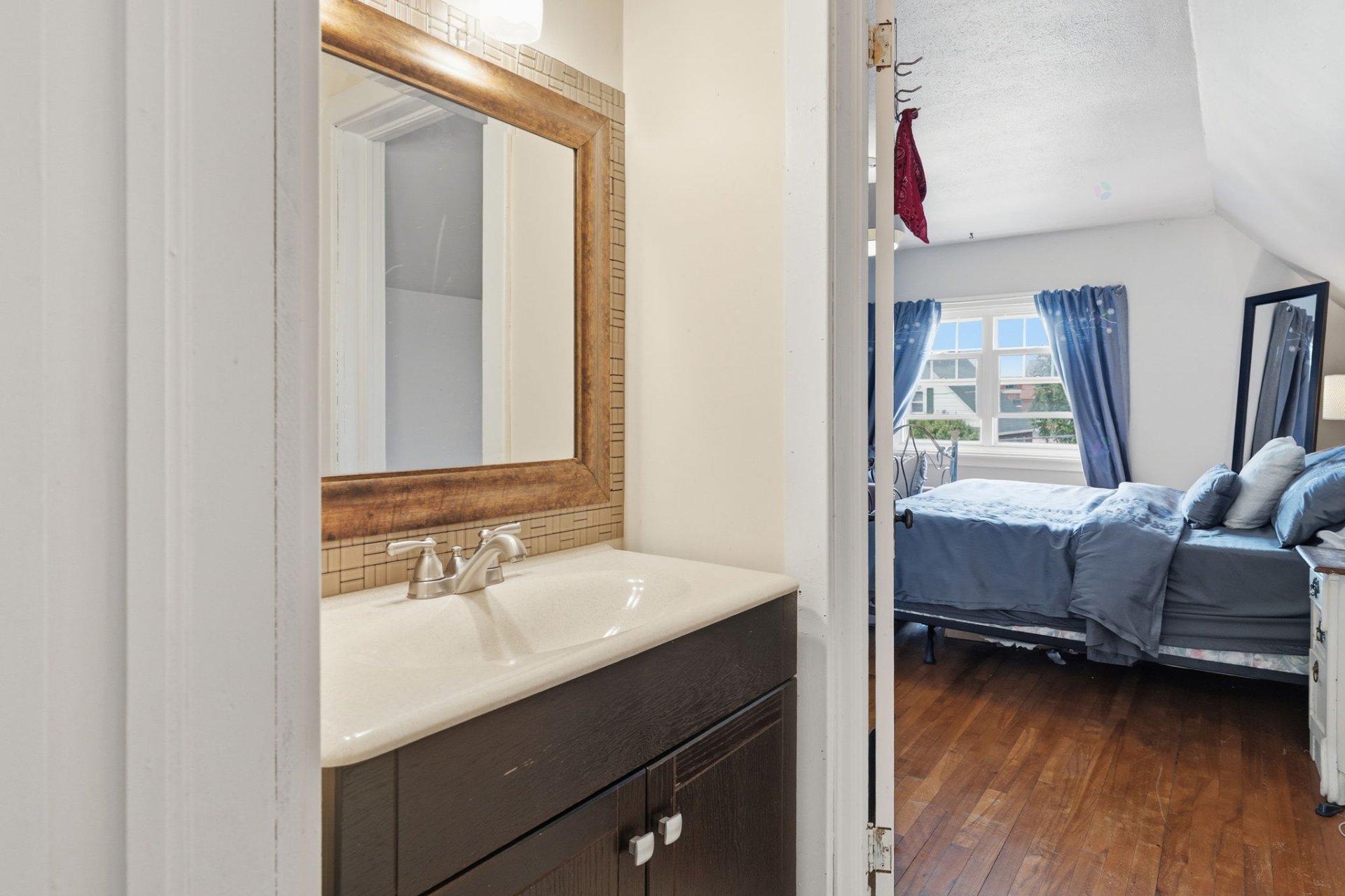 Powder room