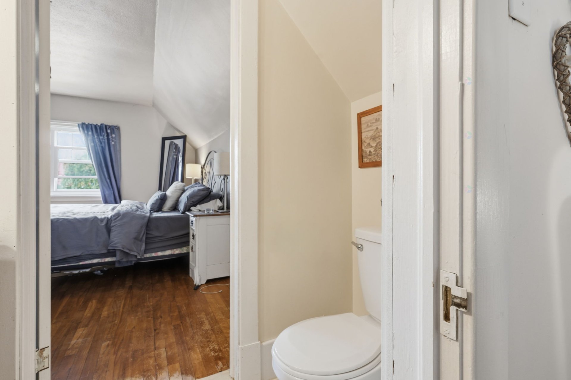 Powder room