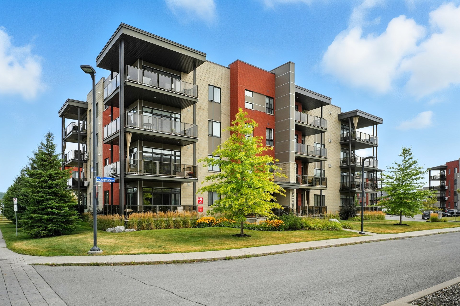 415 Rue de l'Atmosphère 406