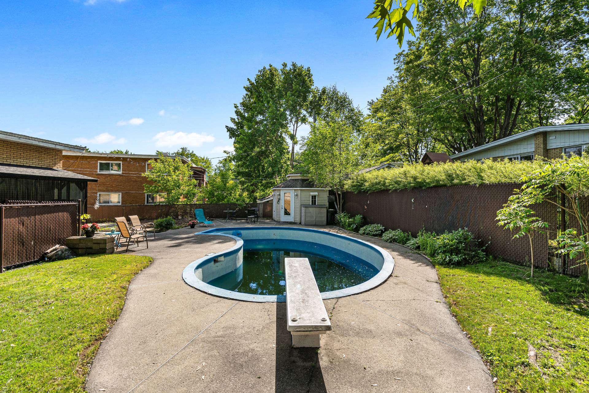 Pool