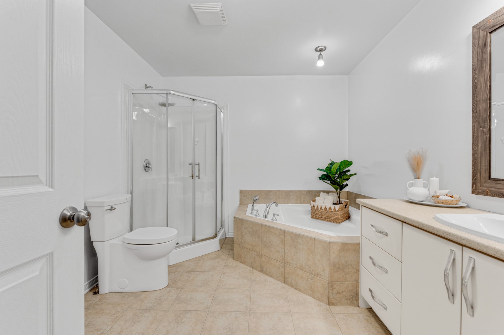 Salle de bains attenante à la CCP