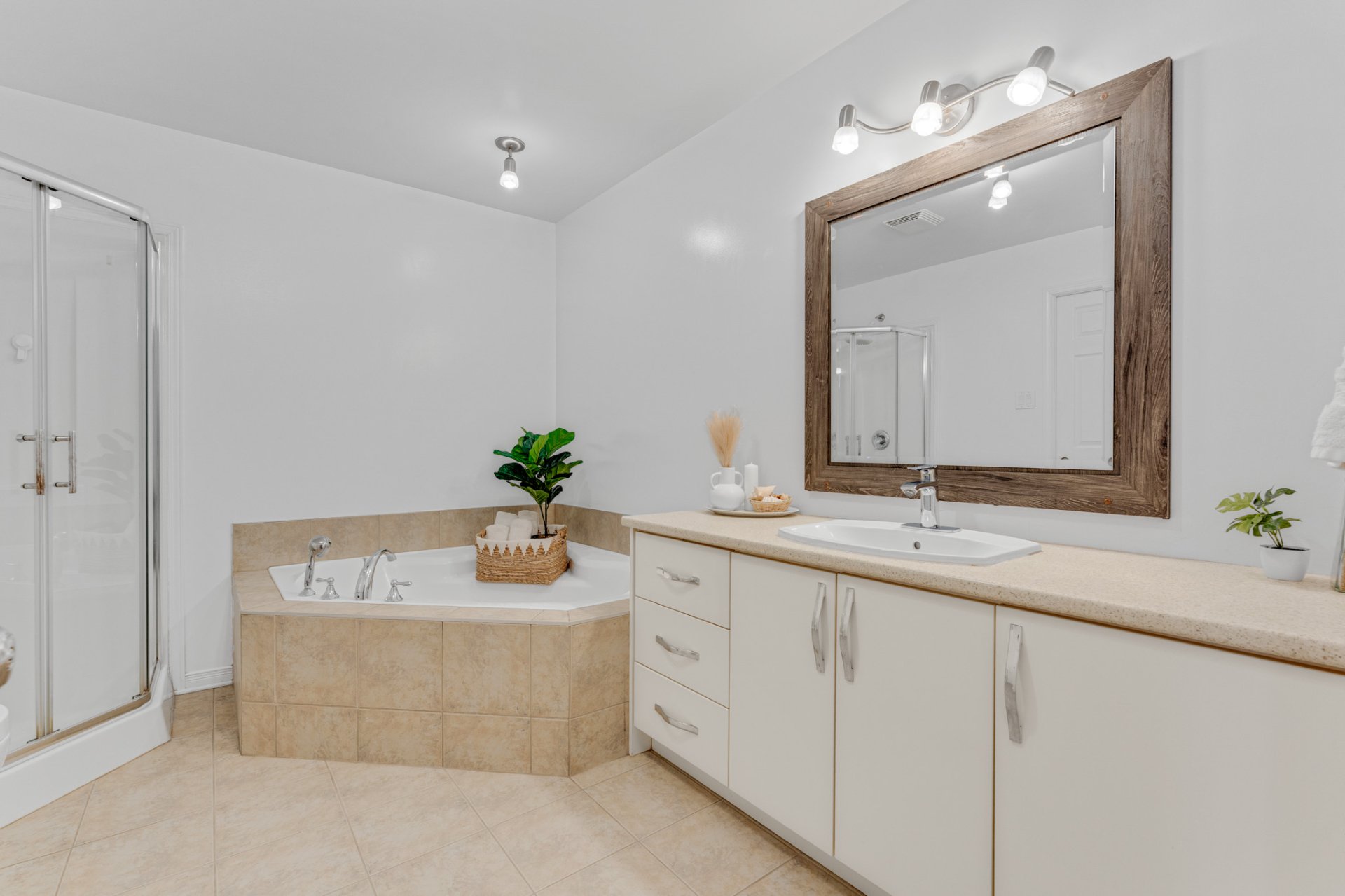 Salle de bains attenante à la CCP