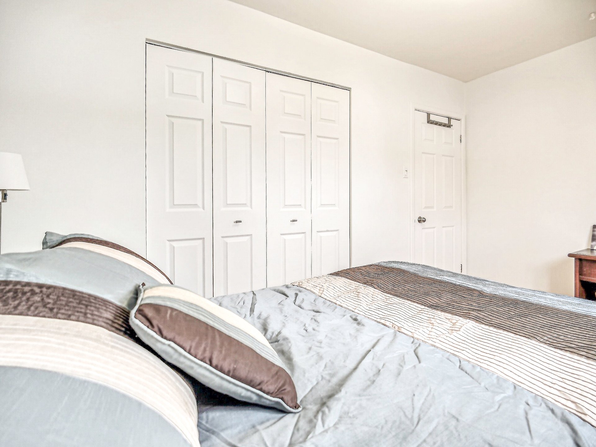 Master bedroom - apt C à titre d'exemple seulement