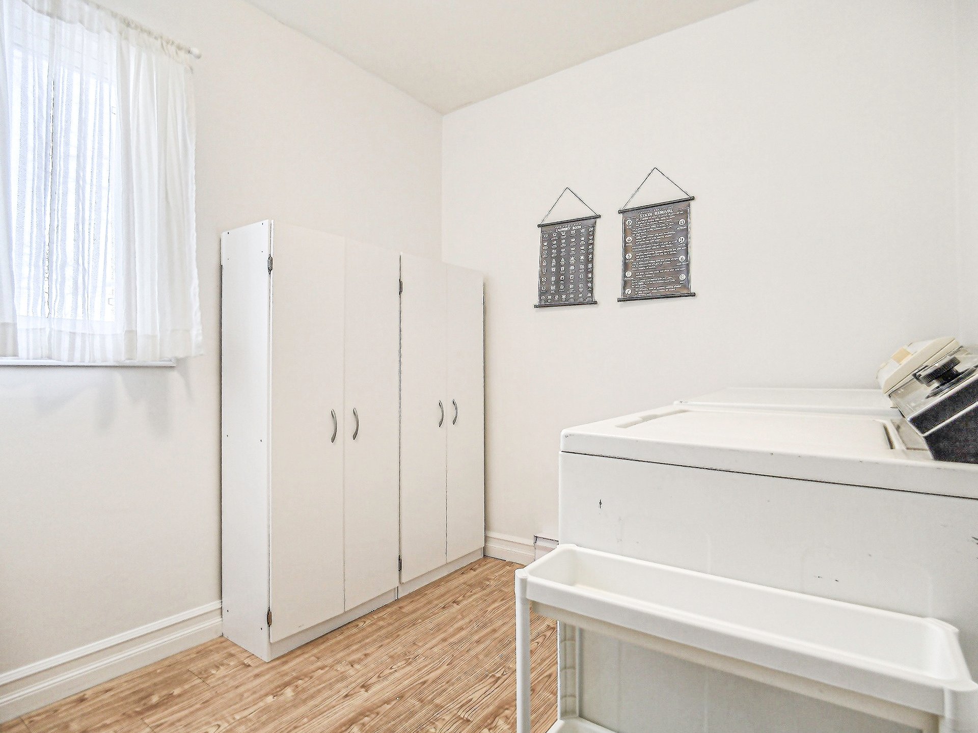 Laundry room - apt C à titre d'exemple seulement