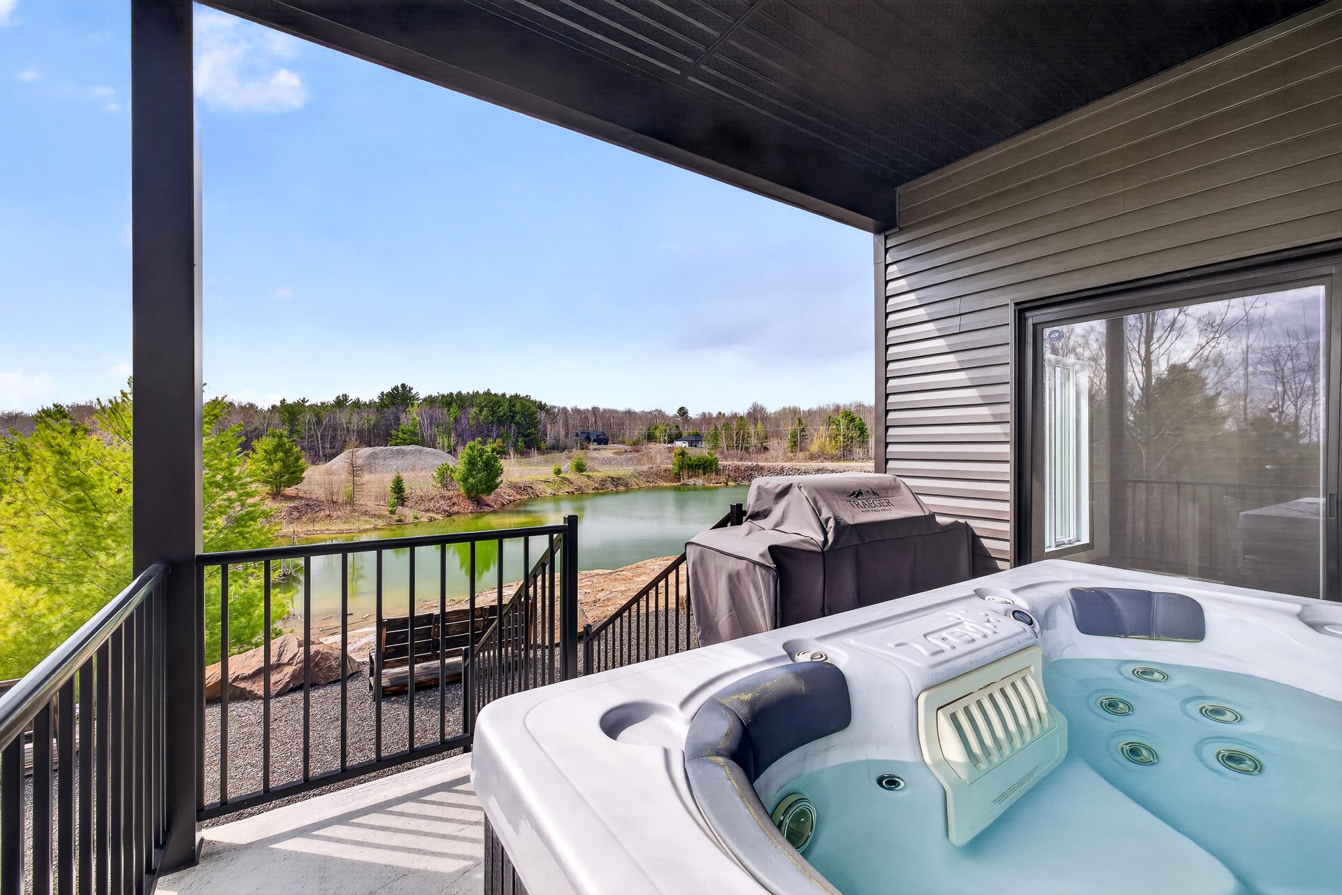 Hot tub
