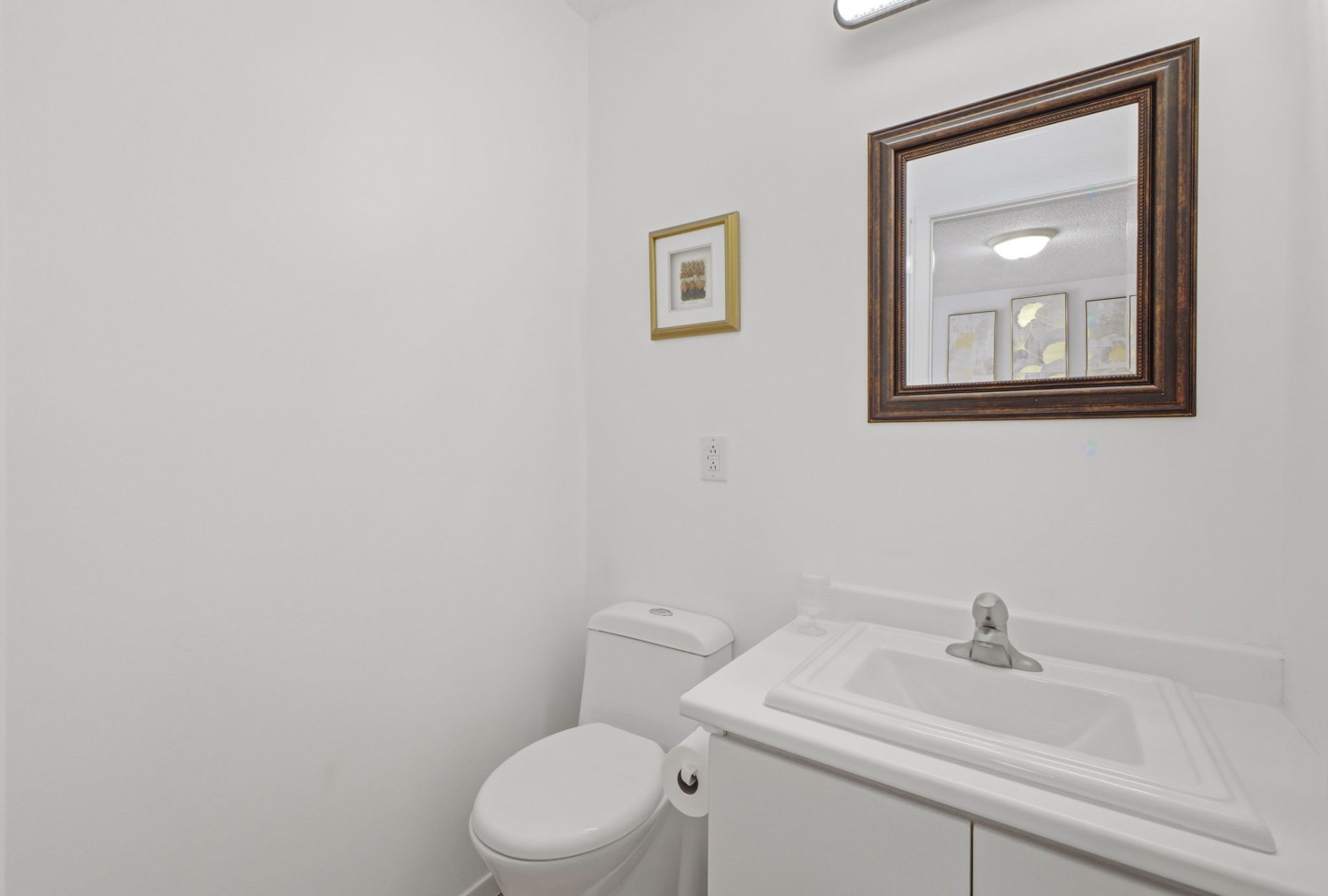 Powder room