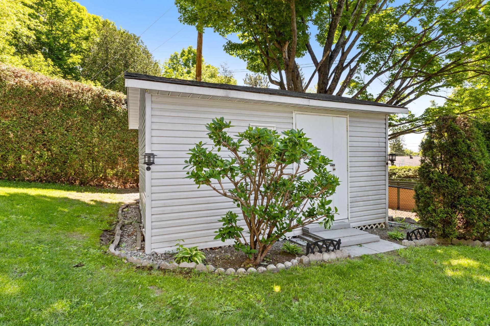 Shed