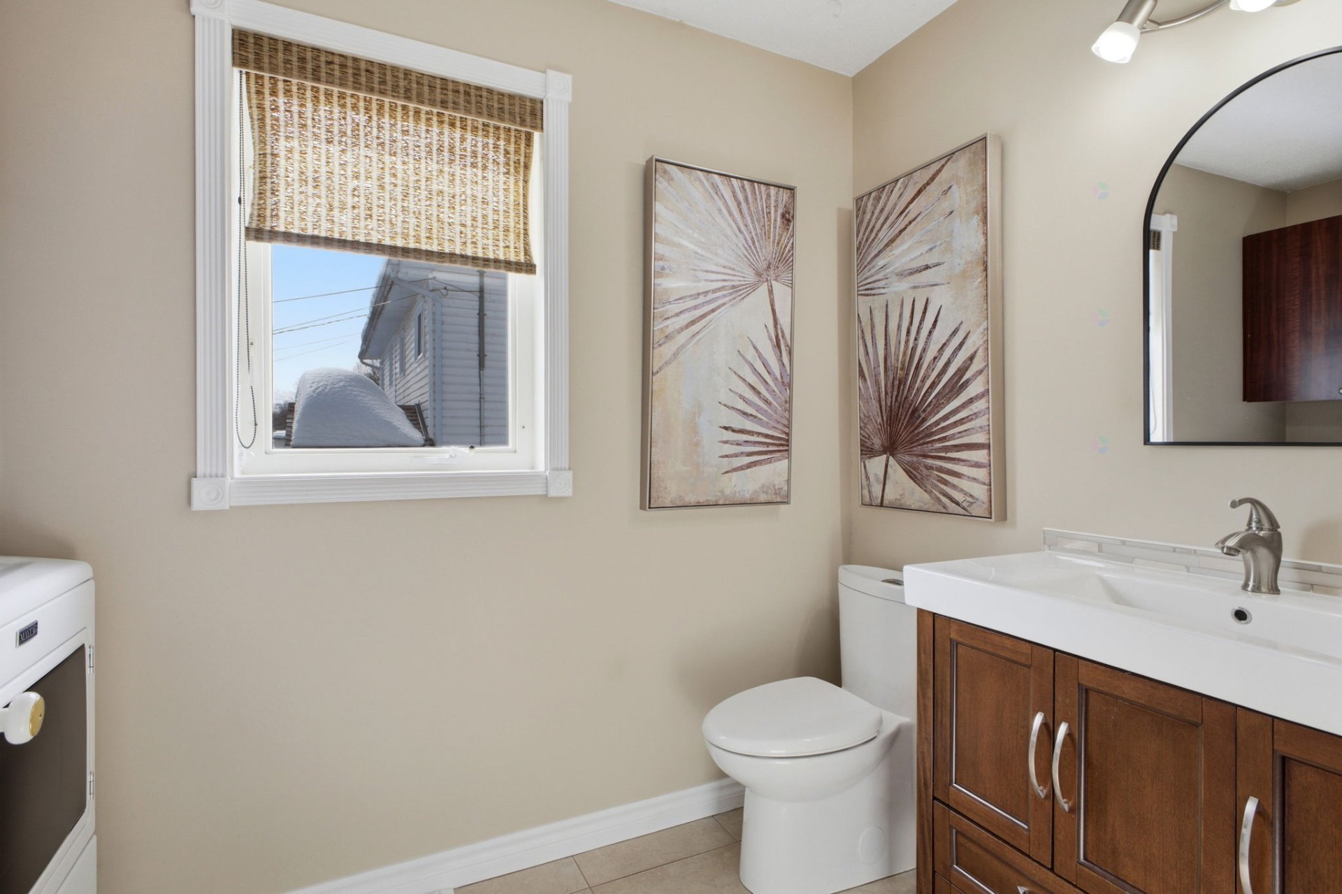 Powder room