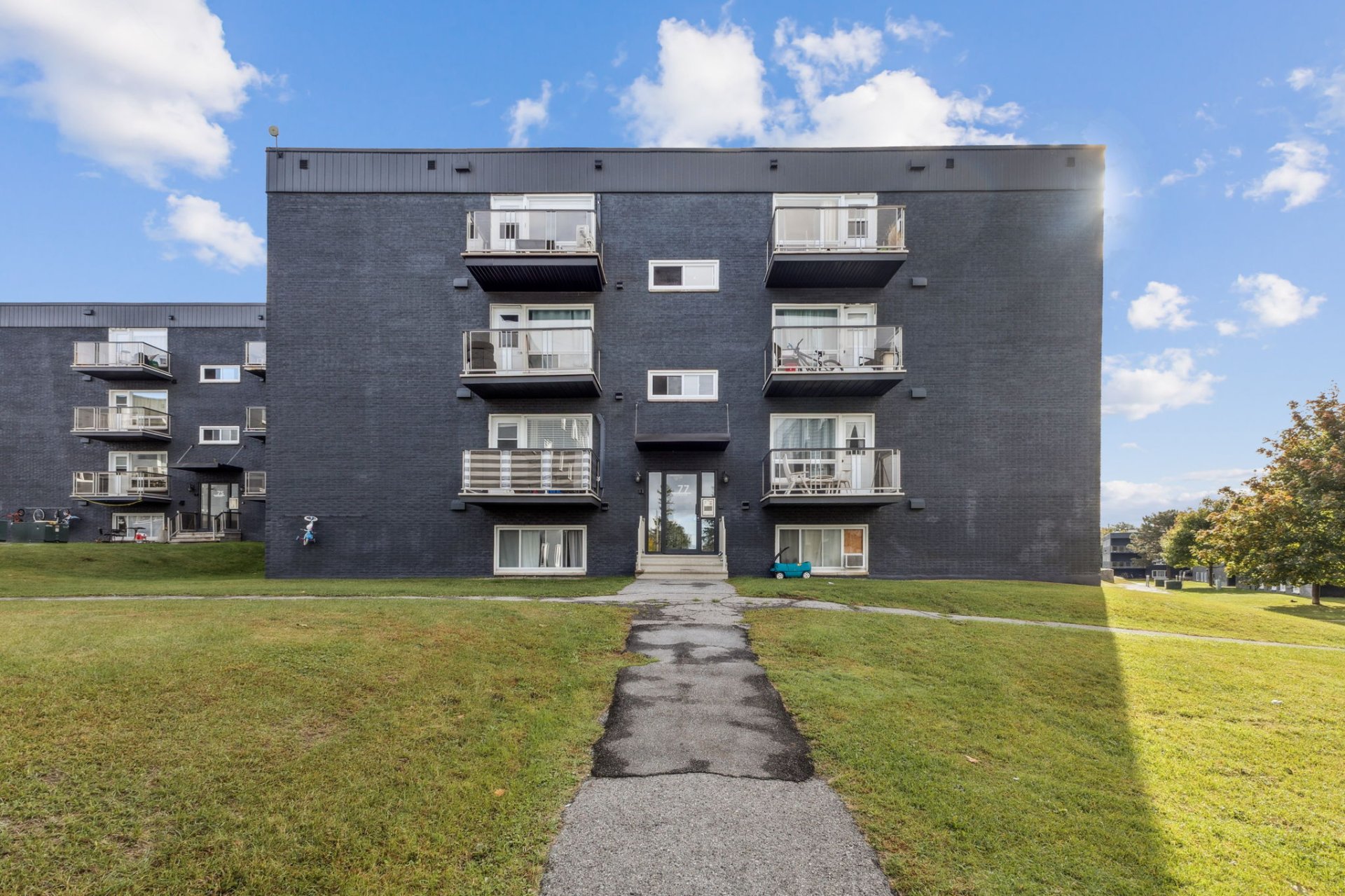77 Rue Pearson 104