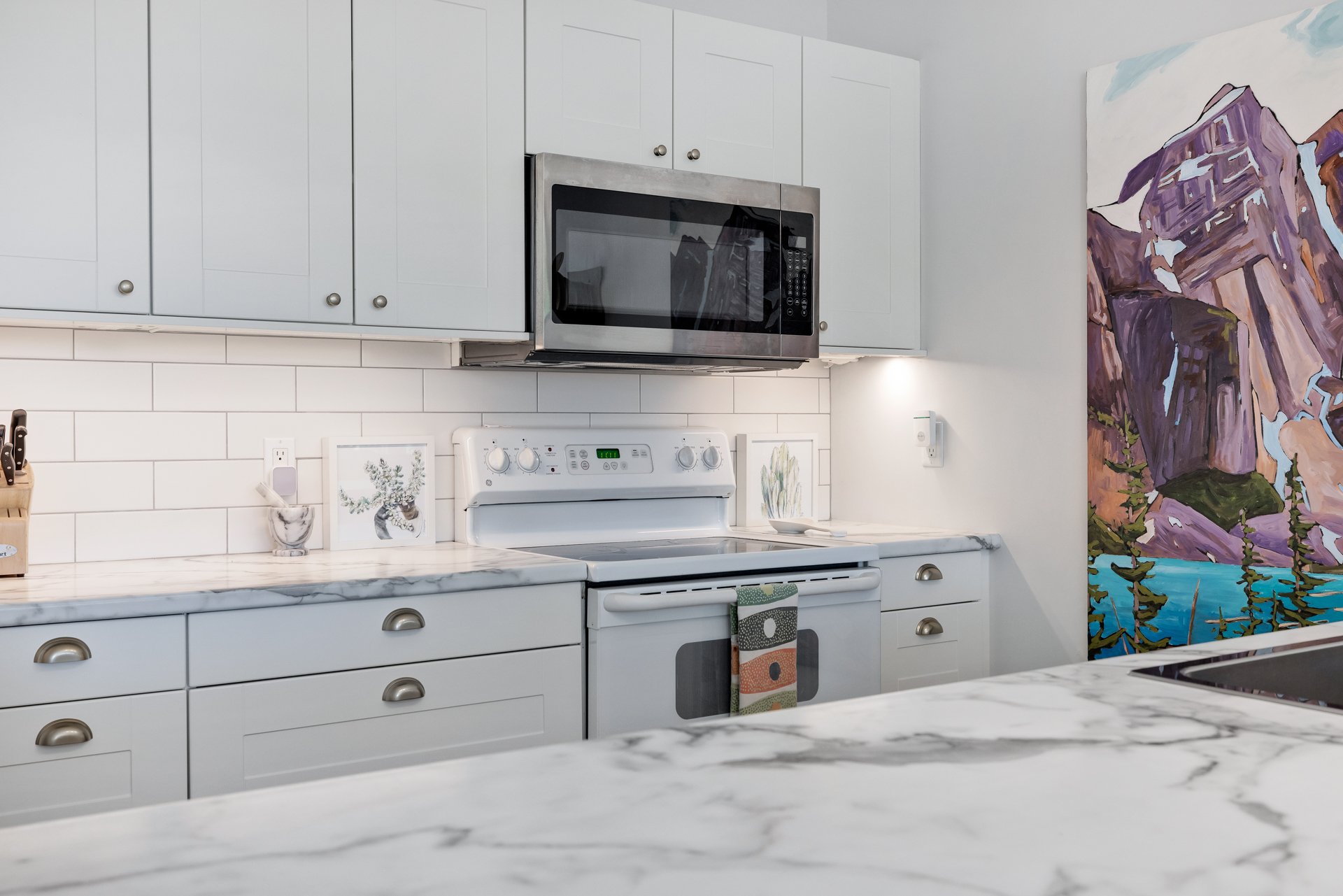 Kitchen - Guest suite