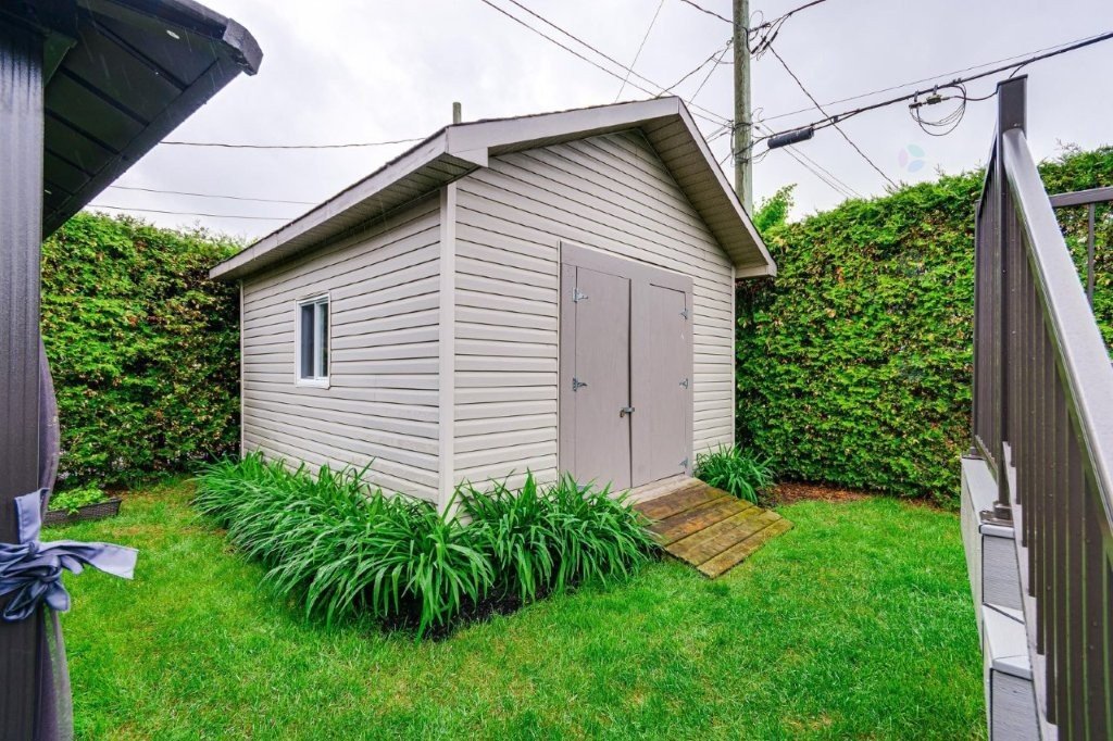 Shed