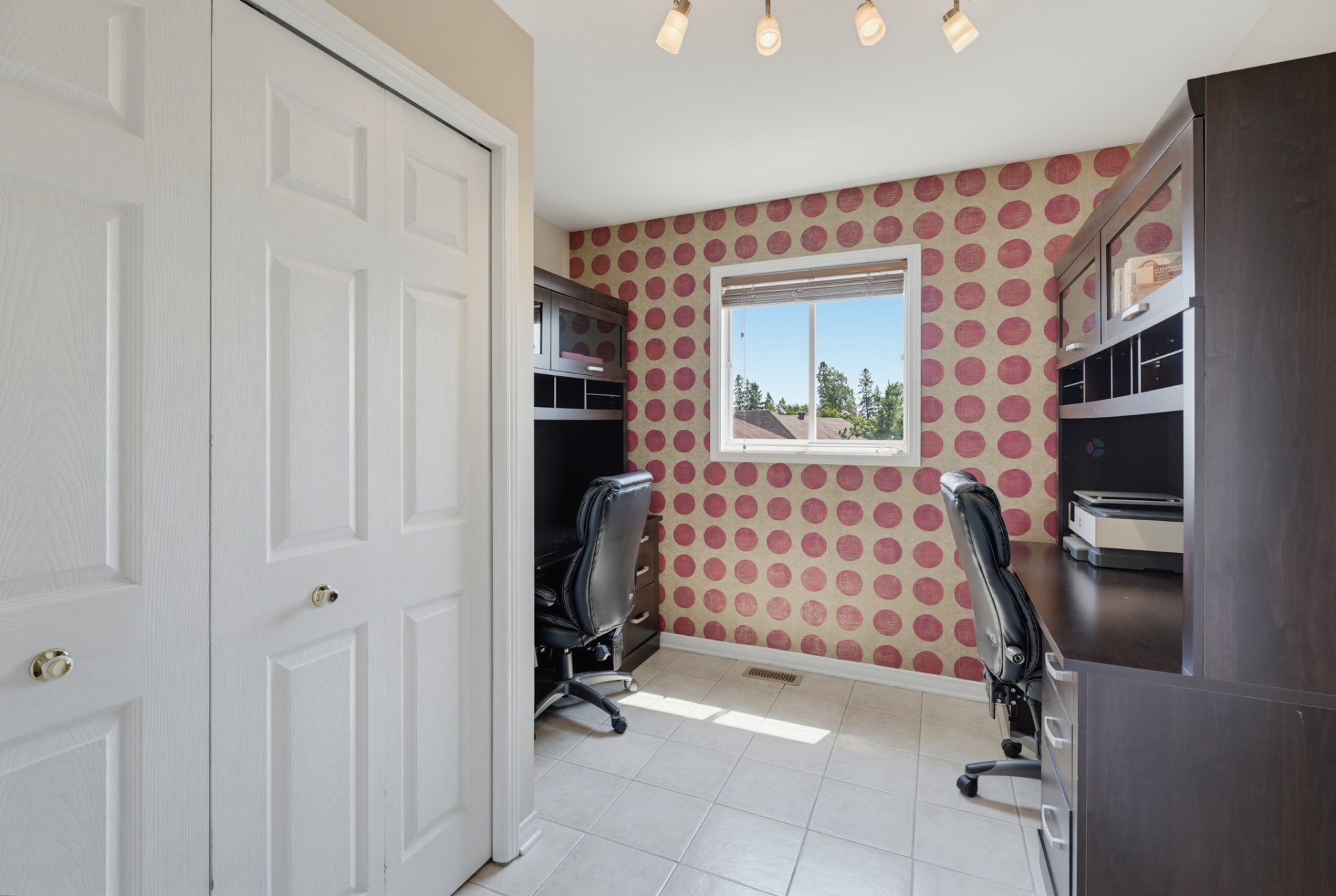 4e chambre à l'étage et/ou coin salle de lavage