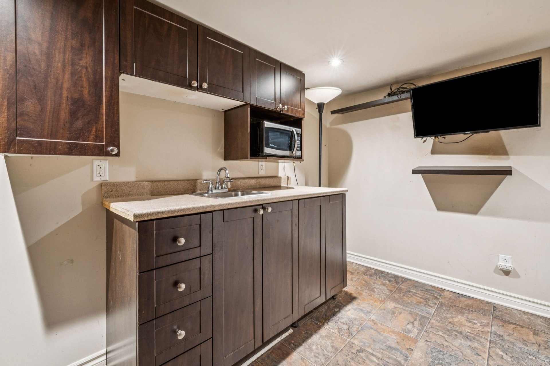 Kitchenette